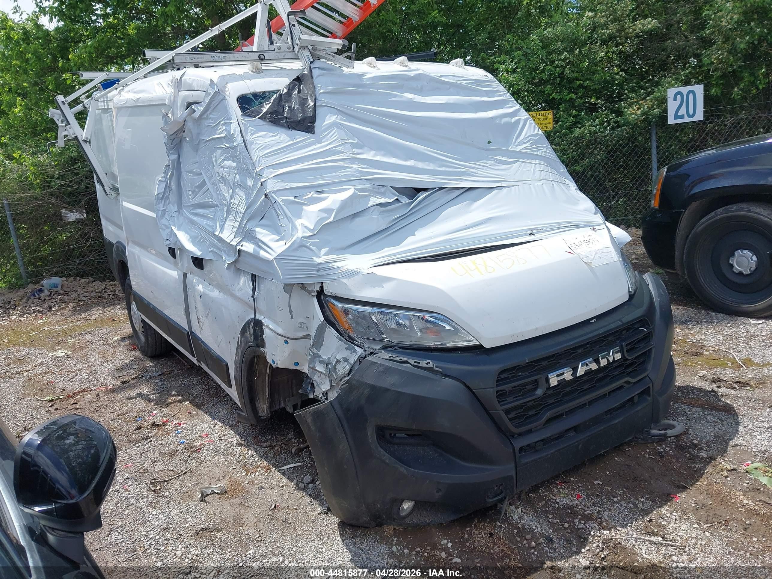 2024 Ram ProMaster Cargo, VIN 3C6LRVNG6RE152799 — Front end