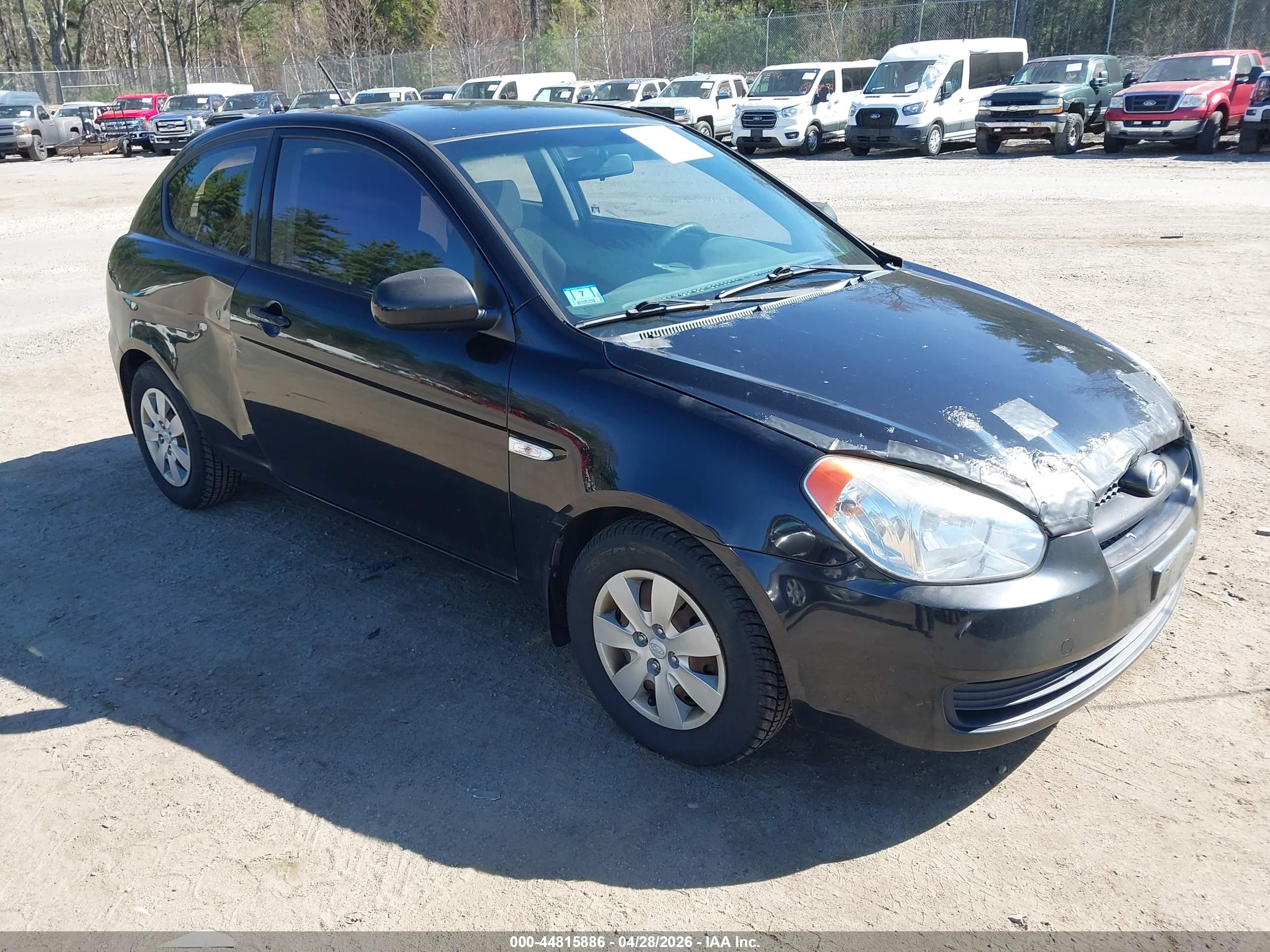 2010 Hyundai Accent GS, VIN KMHCM3AC3AU177028 — Side