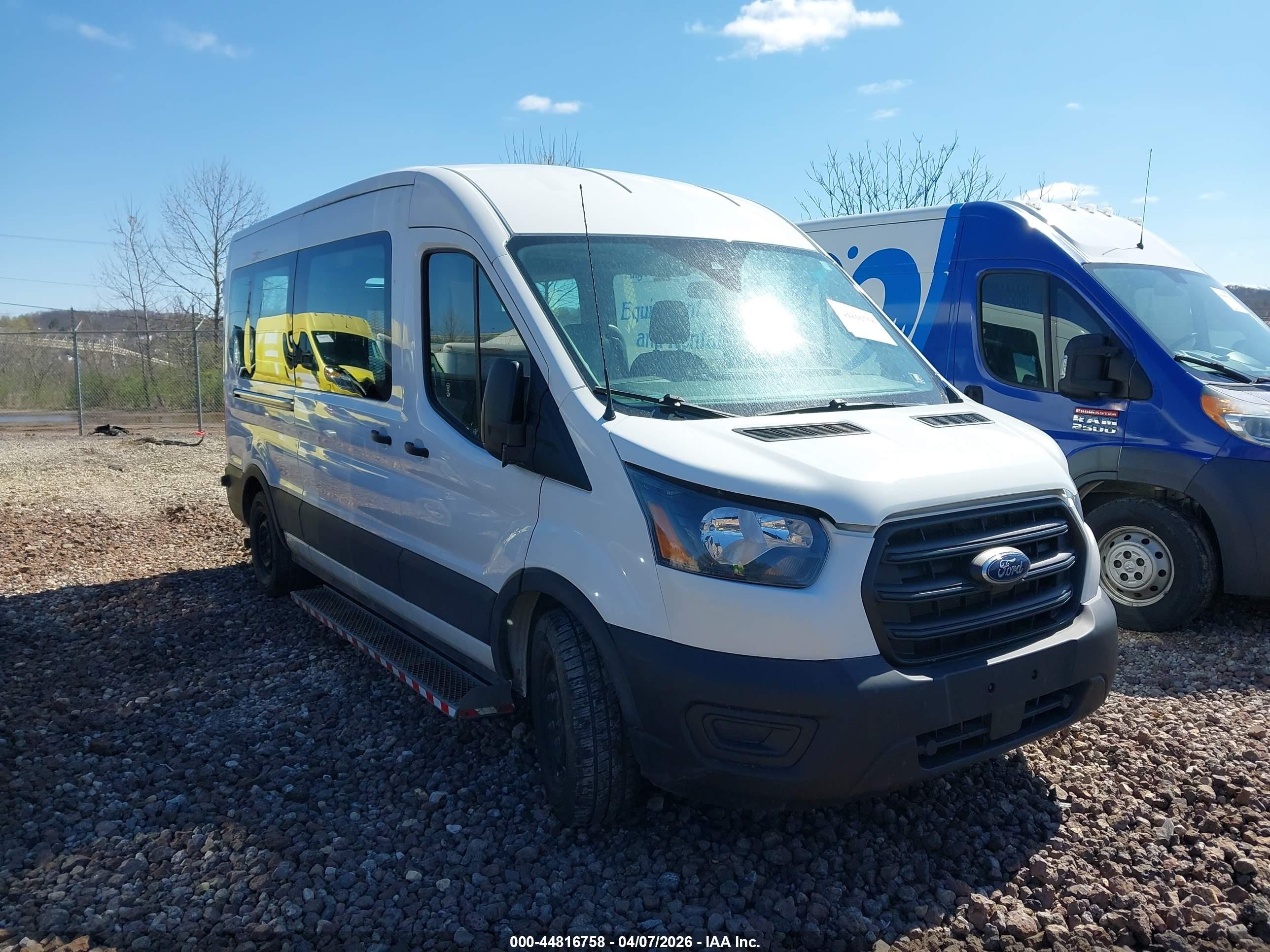 2020 Ford Transit Passenger XL, VIN 1FBAX2C87LKA89043 — Rear end