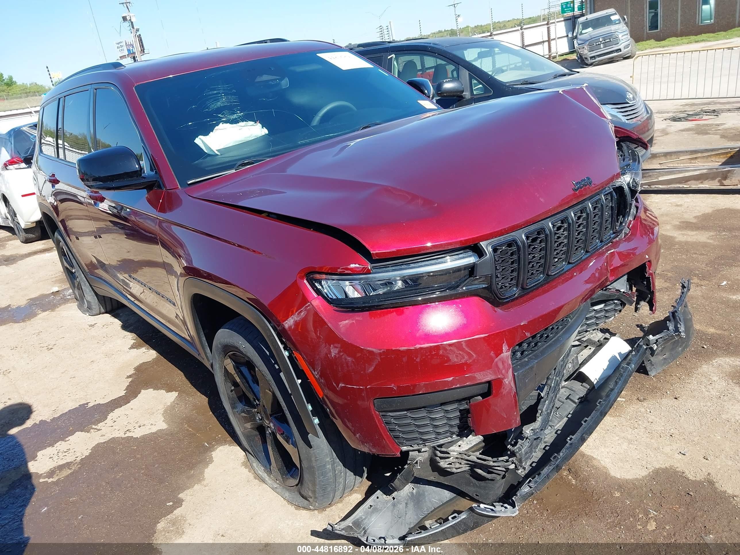 2023 Jeep Grand Cherokee Altitude, VIN 1C4RJKAG4P8854156 — Front end