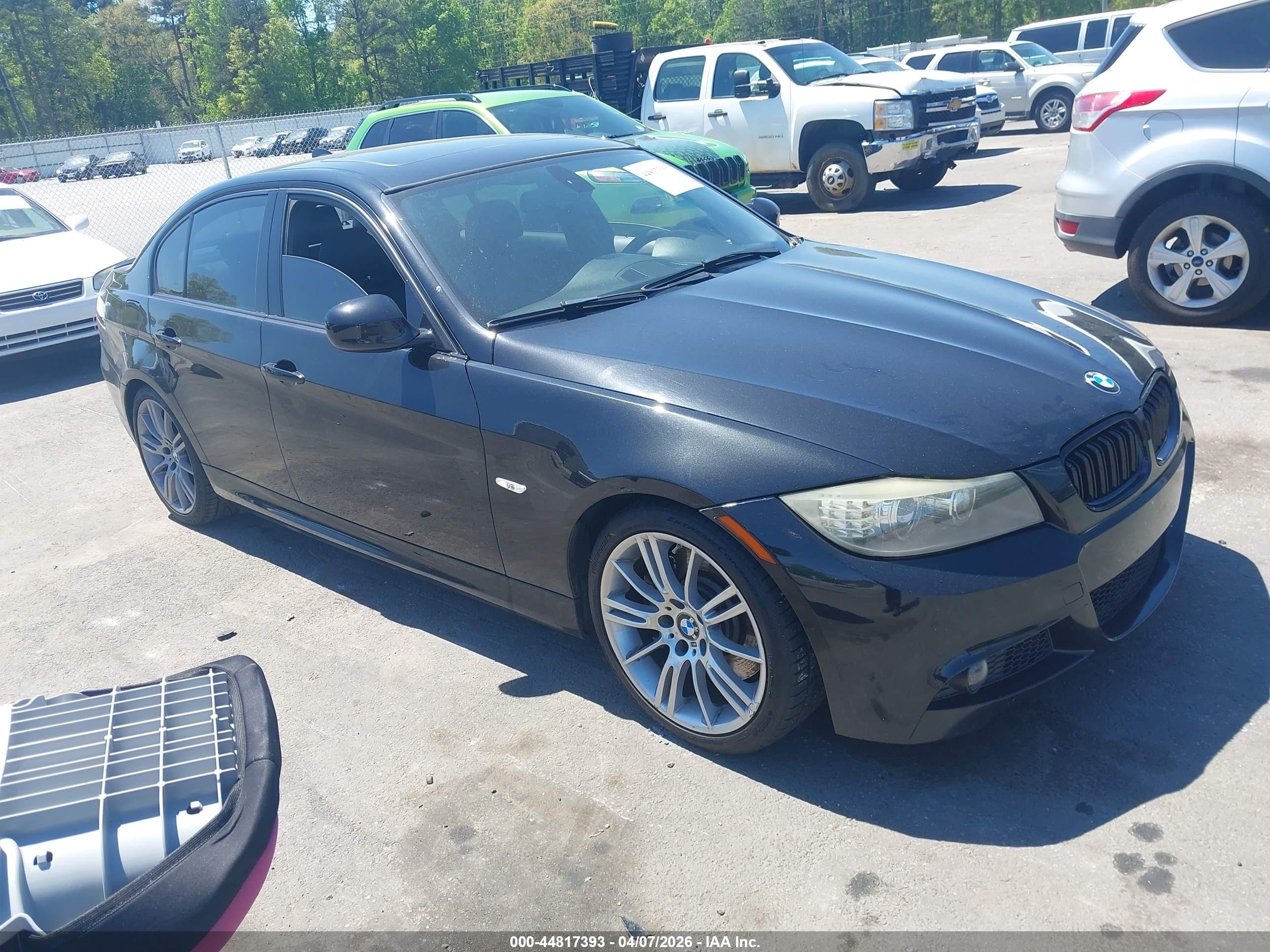 2011 BMW 3 Series 335i, VIN WBAPM5C50BE575841 — Front end