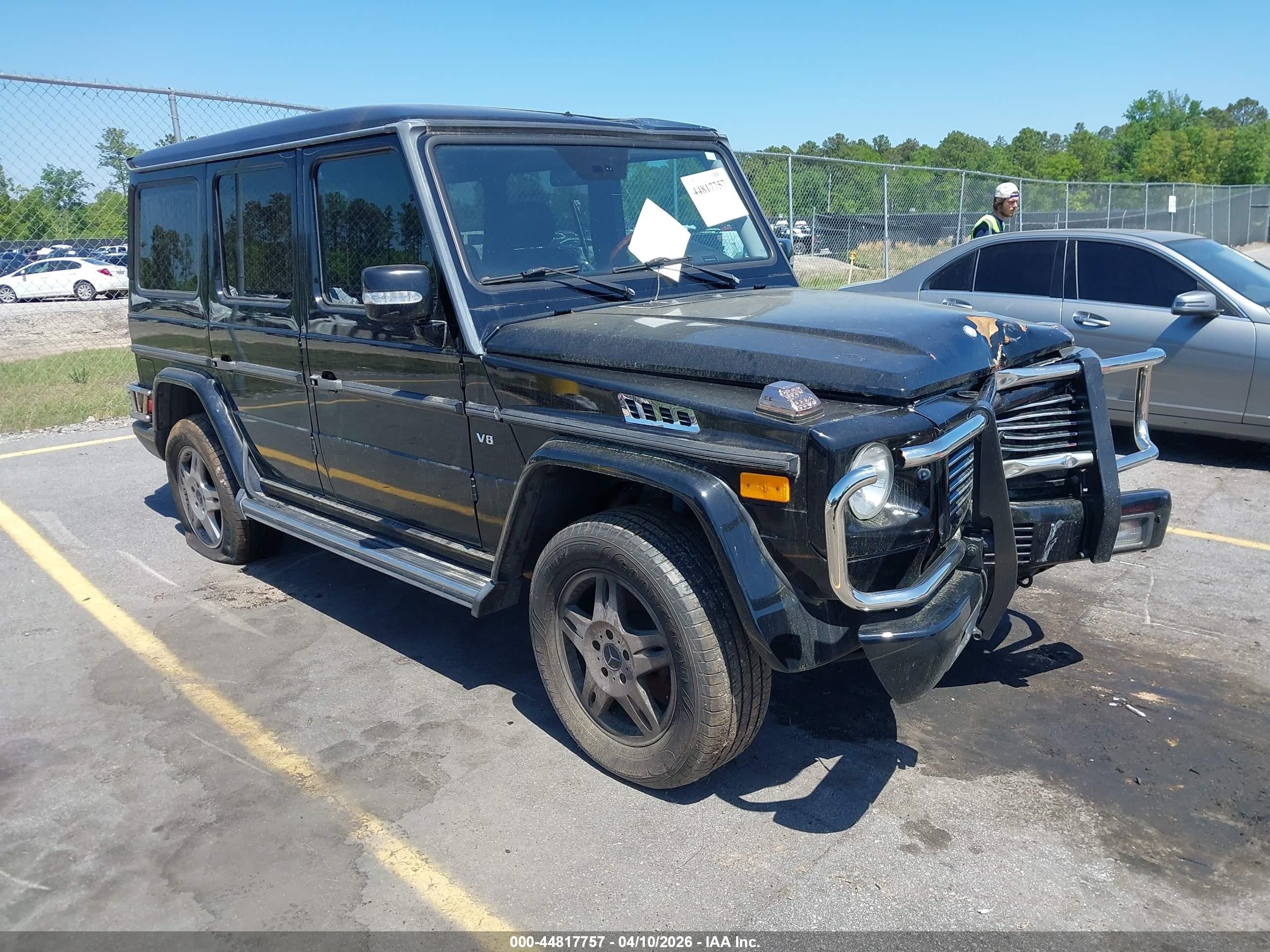 2003 Mercedes-Benz G 500, VIN WDCYR49E03X141624 — Front end