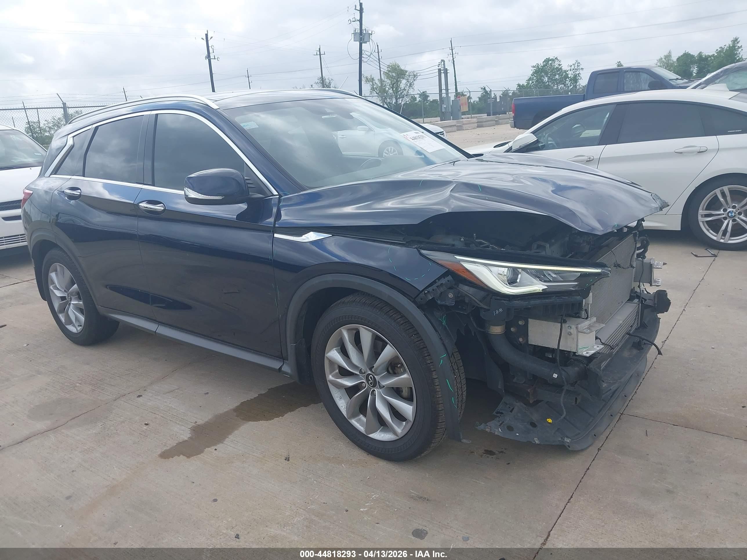 2022 Infiniti QX50 Luxe, VIN 3PCAJ5BAXNF106372 — Front end