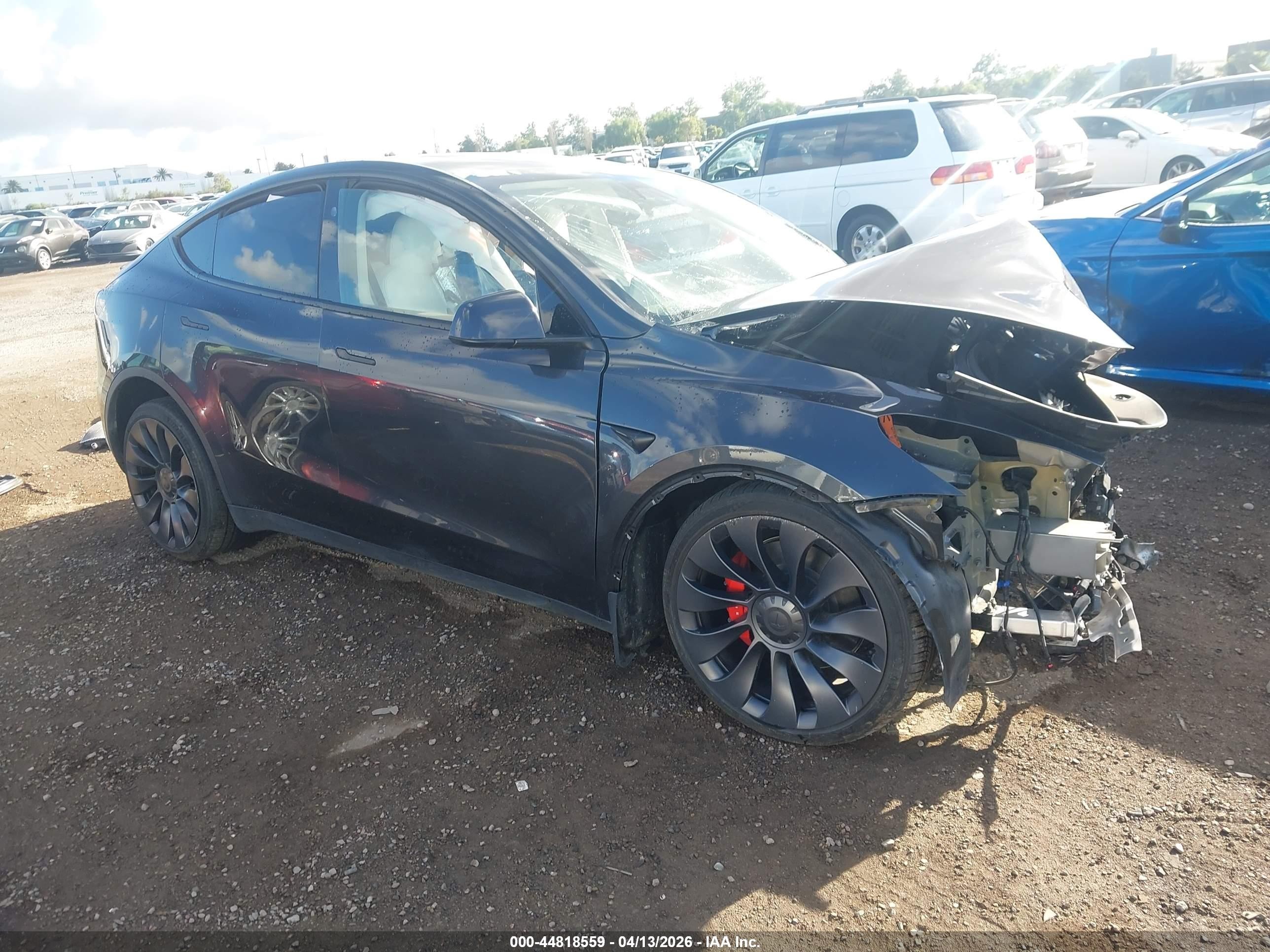 2024 Tesla Model Y Performance, VIN 7SAYGDEF9RF053655 — Front end