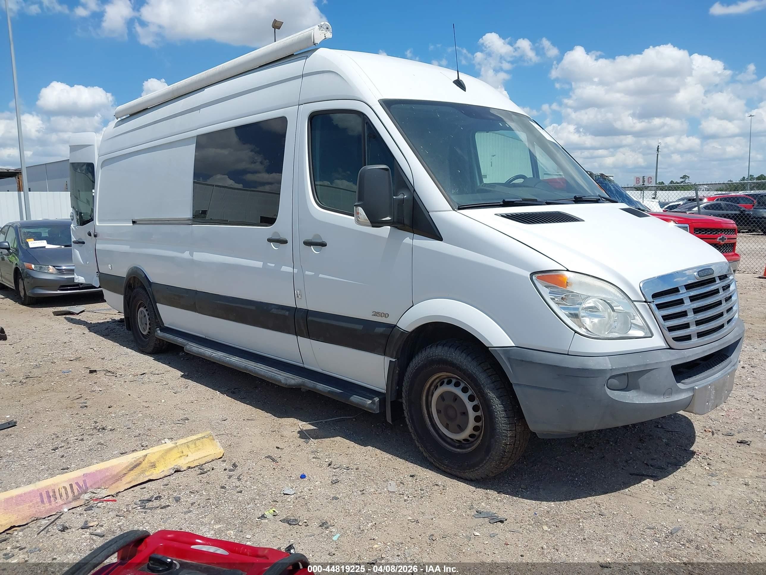 2012 Freightliner Sprinter, VIN WDYPE8CC6C5689381 — Rear end