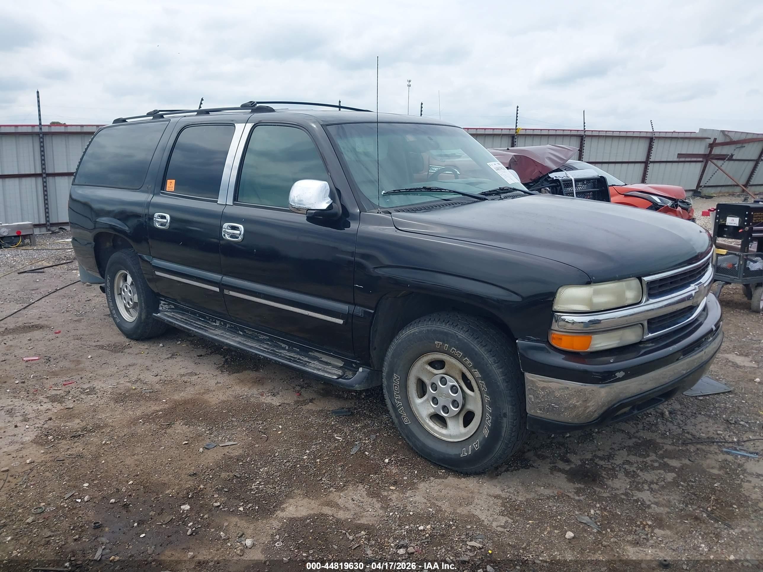 2001 Chevrolet Suburban LS, VIN 3GNEC16T81G244875 — Biohazard / chemical