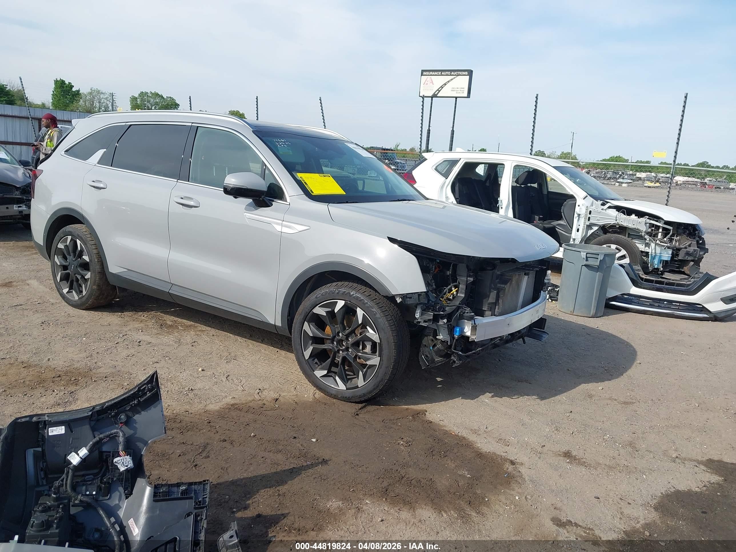 2024 Kia Sorento SX, VIN 5XYRK4JF5RG257576 — Frame damage