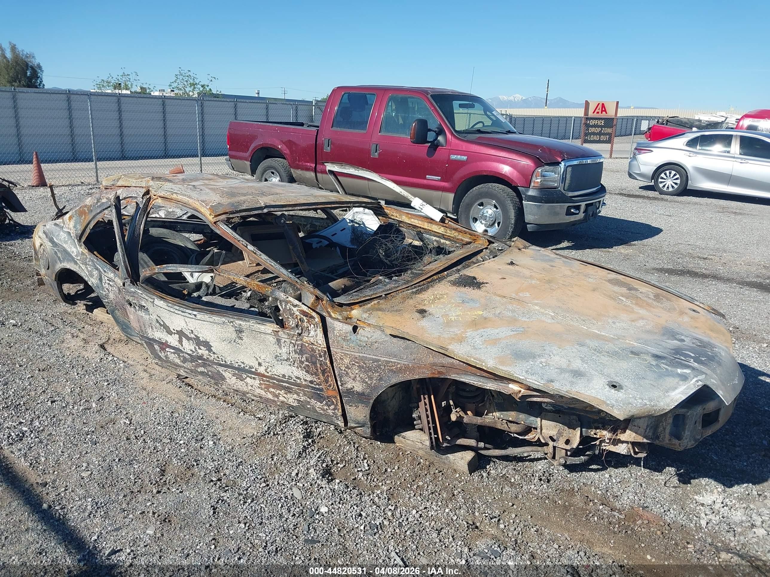 1991 Ford Thunderbird, VIN 1FAPP64R2MH106159 — Burn