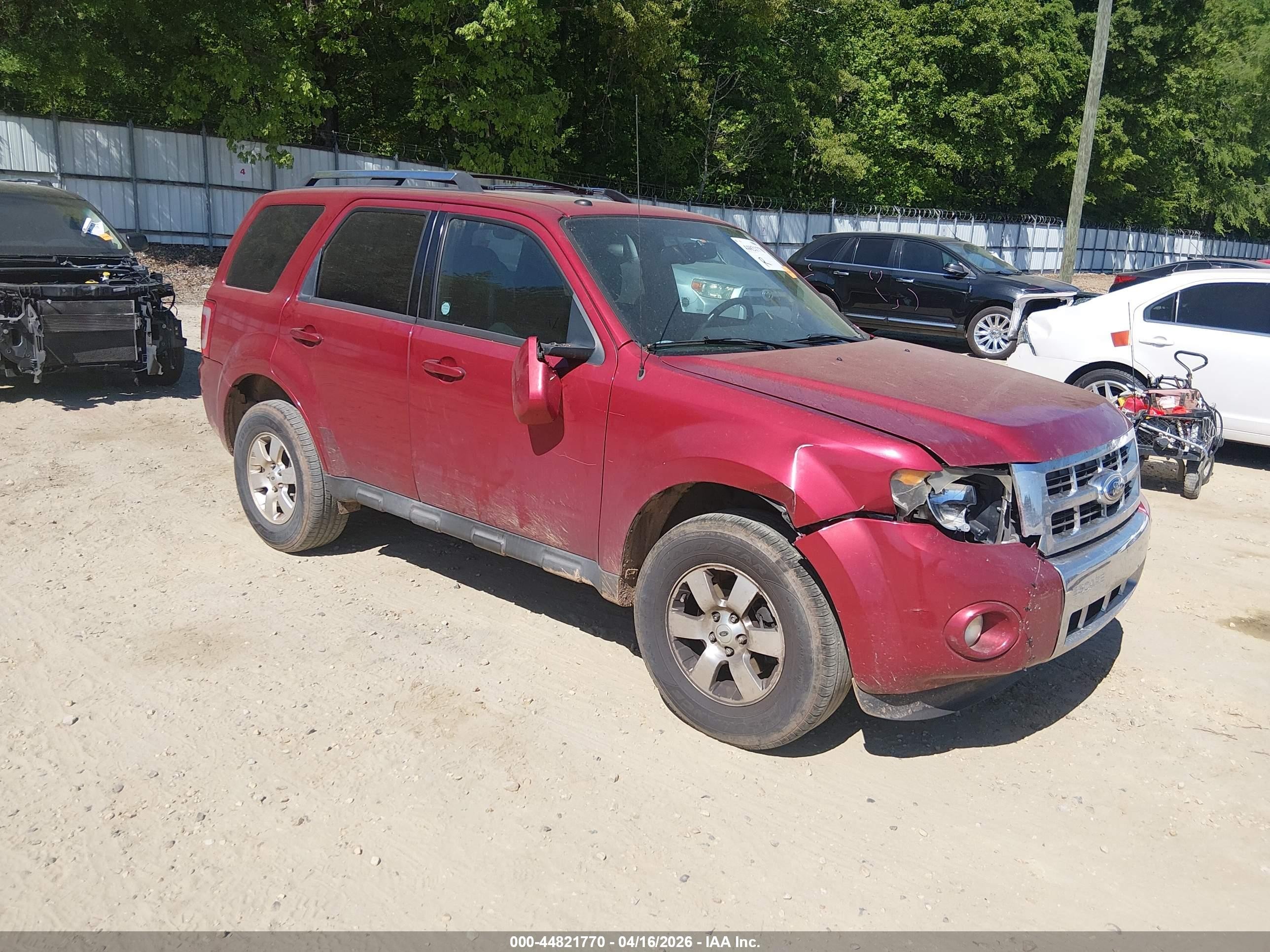 2012 Ford Escape Limited, VIN 1FMCU0E78CKB11164 — Front end