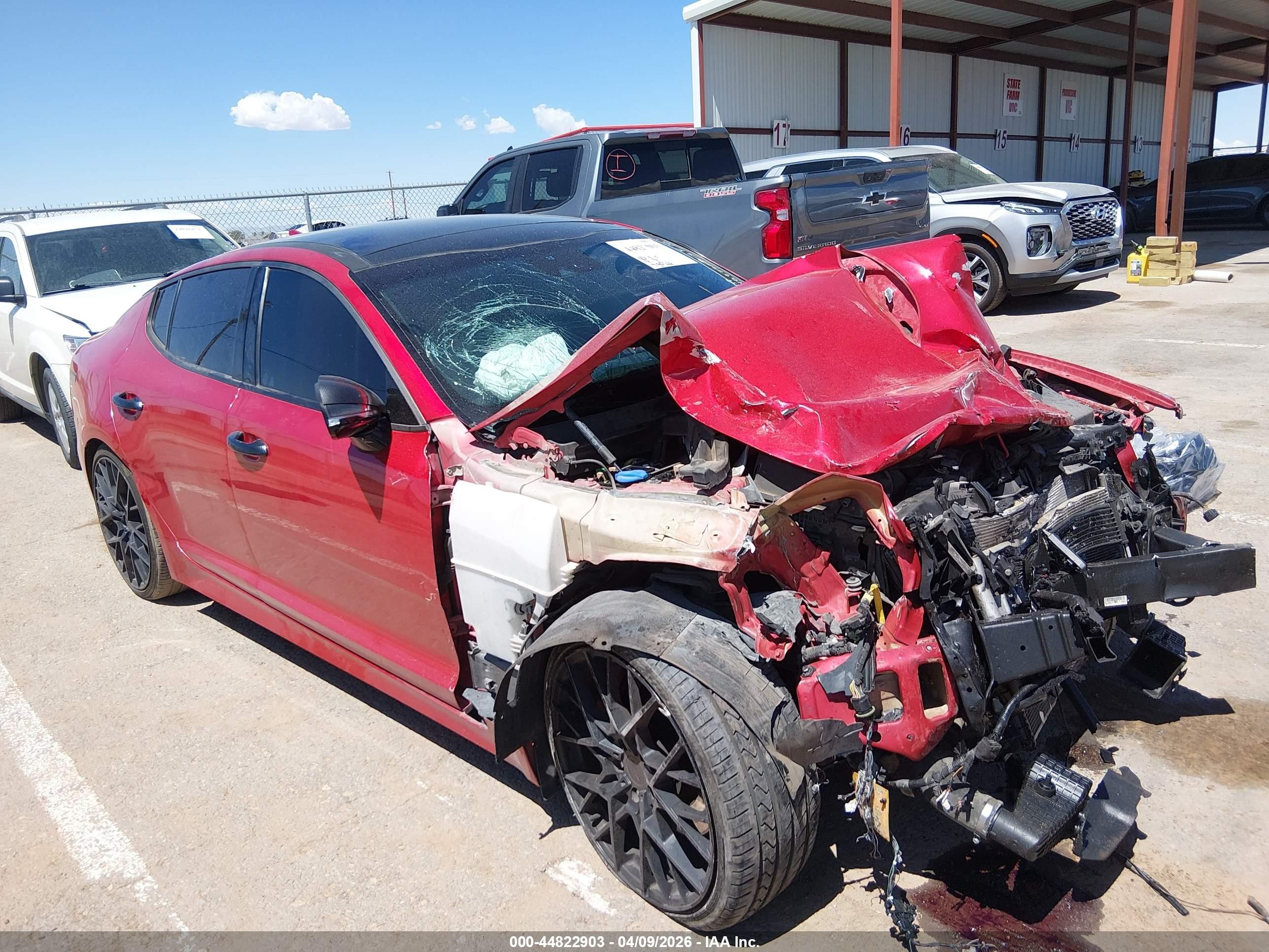 2018 Kia Stinger GT2, VIN KNAE55LC4J6010147 — Front end