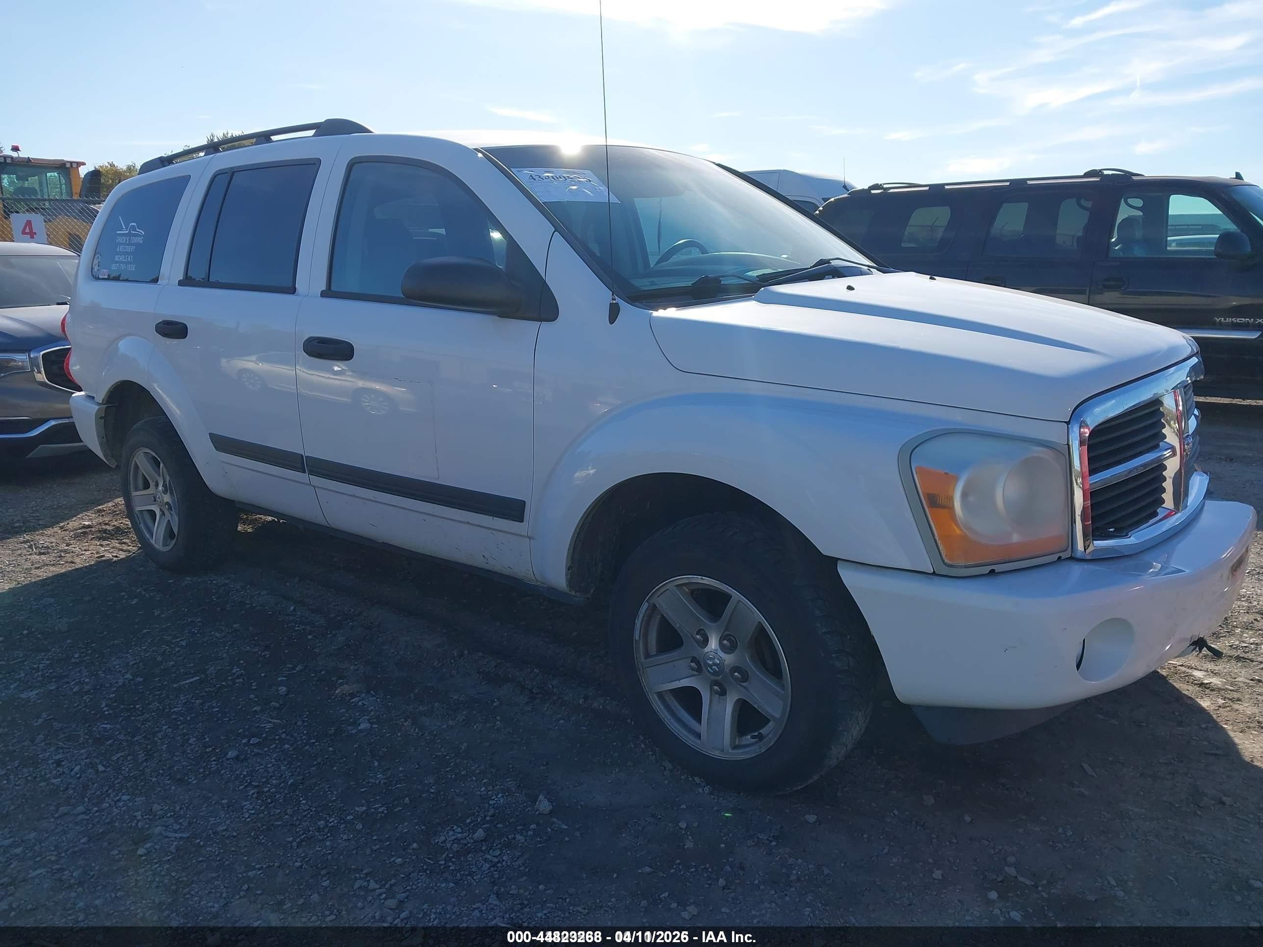 2006 Dodge Durango SLT, VIN 1D4HB48N96F150430 — Front end