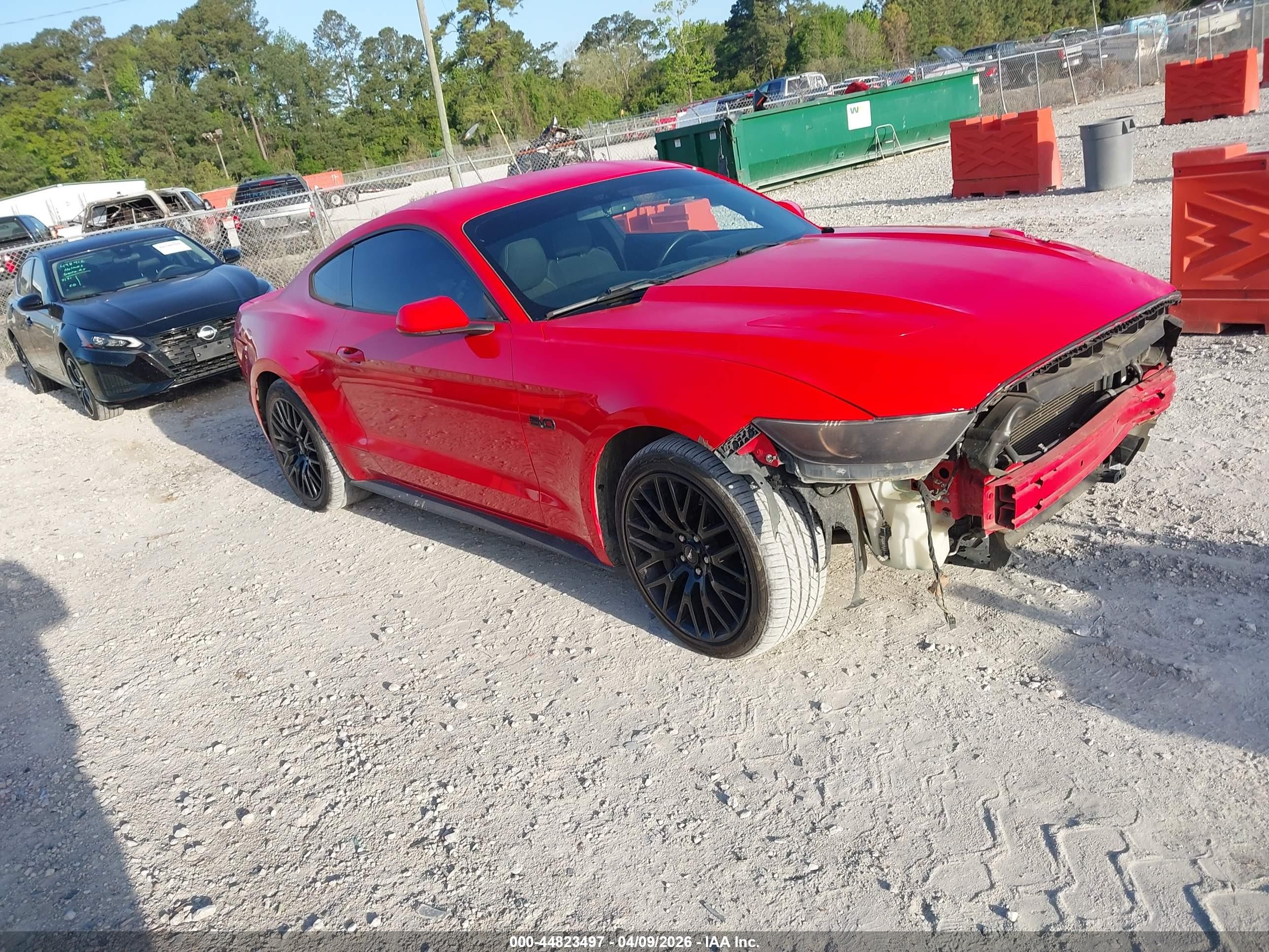 2016 Ford Mustang GT, VIN 1FA6P8CF7G5284007 — Front end