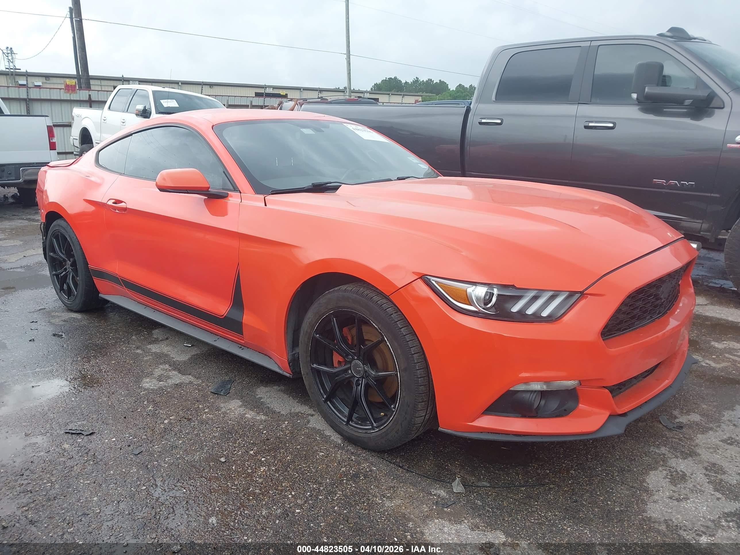2015 Ford Mustang EcoBoost Premium, VIN 1FA6P8TH7F5303381 — Front end