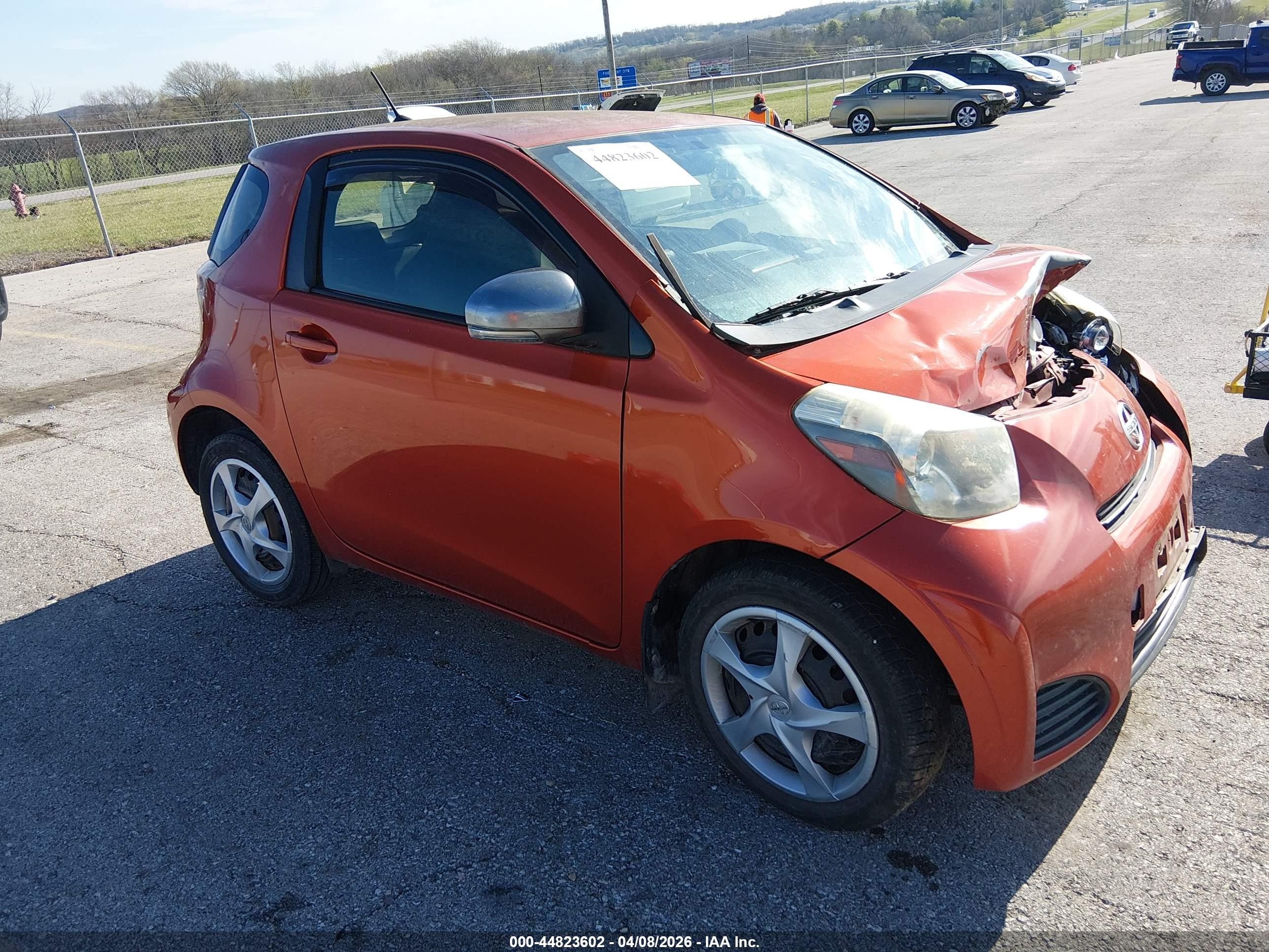 2014 Scion iQ 10 Series, VIN JTNJJXB08EJ029573 — Front end