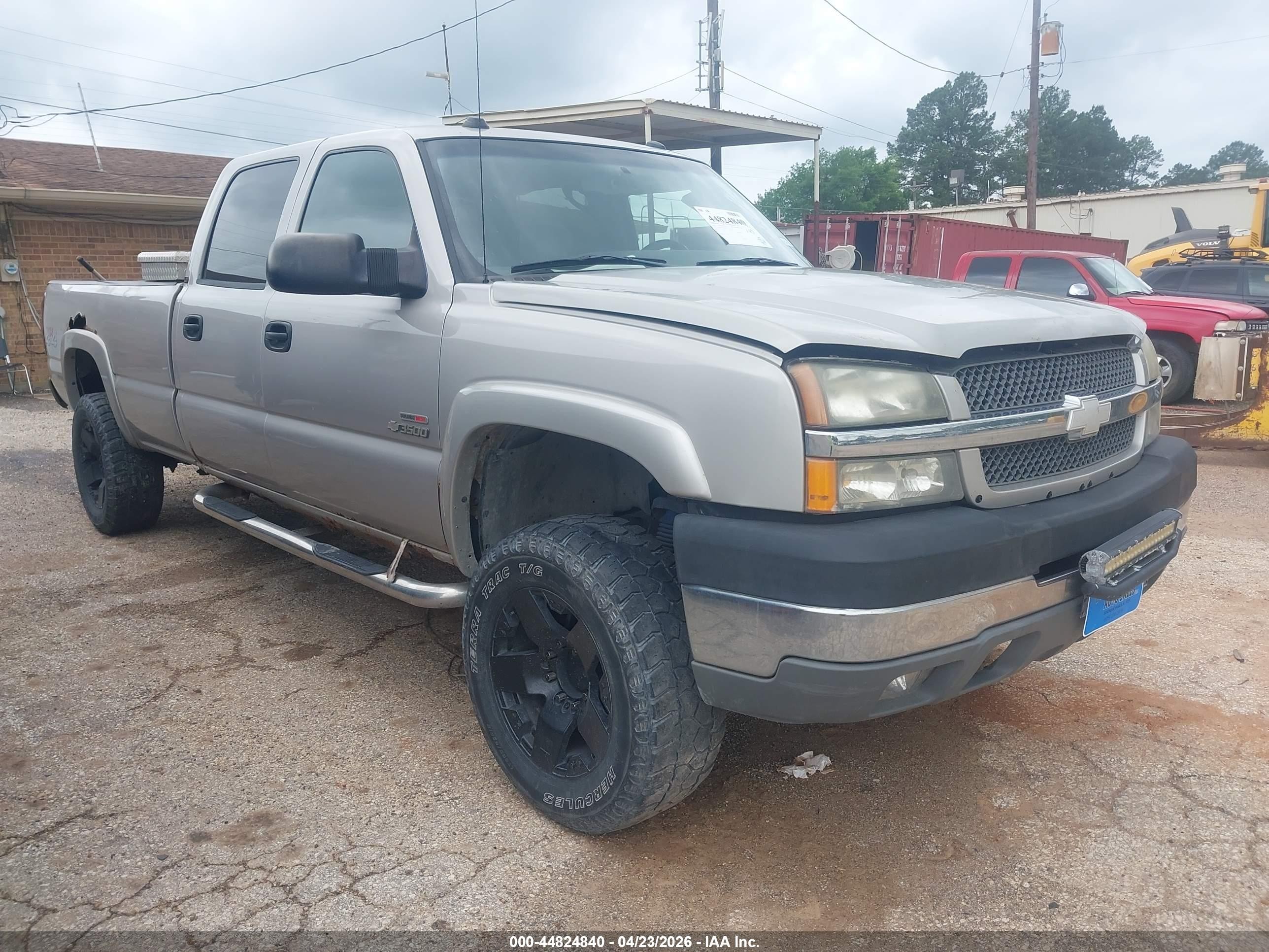 2004 Chevrolet Silverado 3500 SRW LT, VIN 1GCHK33274F254397 — Side