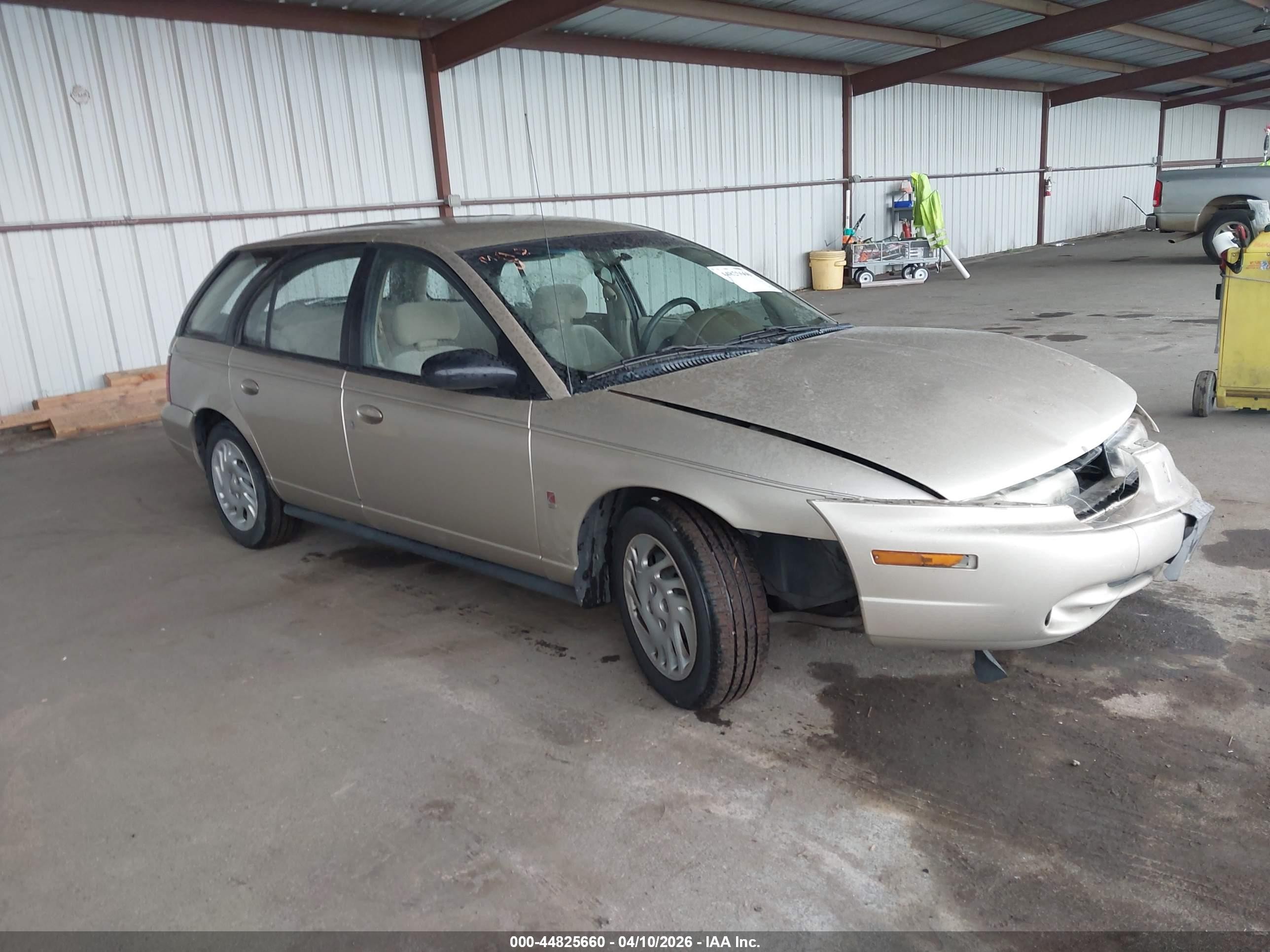 1999 Saturn SW, VIN 1G8ZK8278XZ369327 — Перед