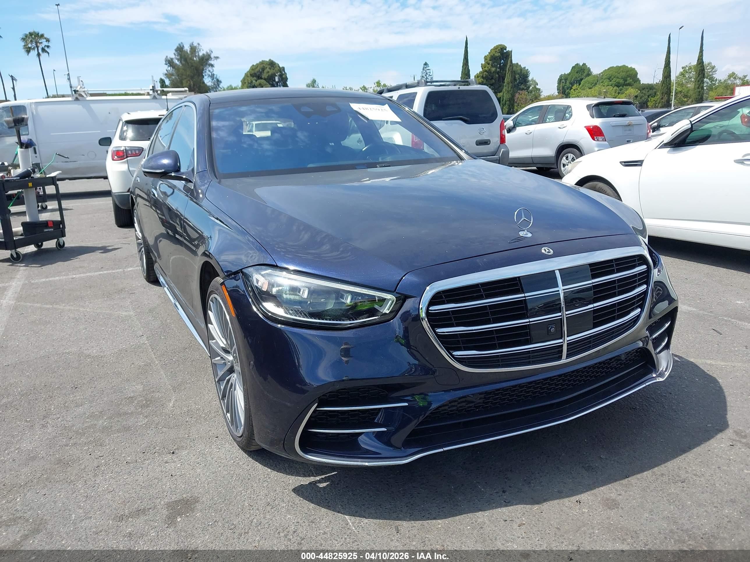 2022 Mercedes-Benz S 580, VIN W1K6G7GB6NA160655 — Front end