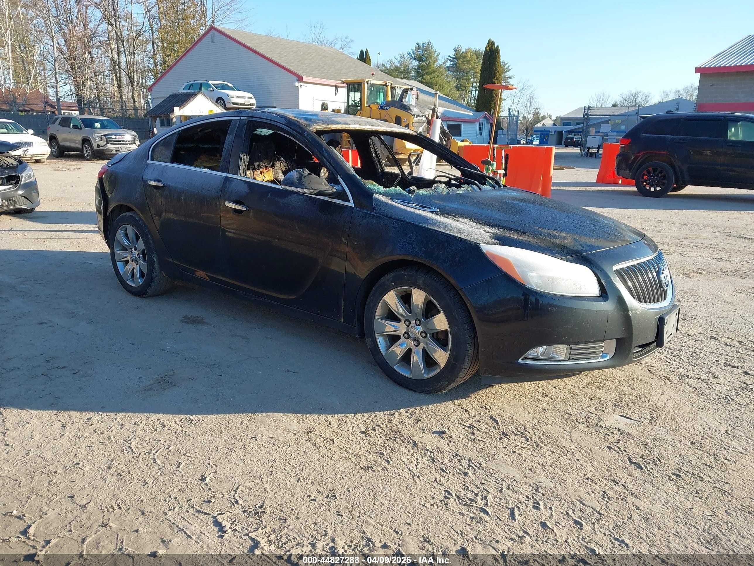 2013 Buick Regal Turbo Premium 1, VIN 2G4GS5EV2D9159653 — Interior fire