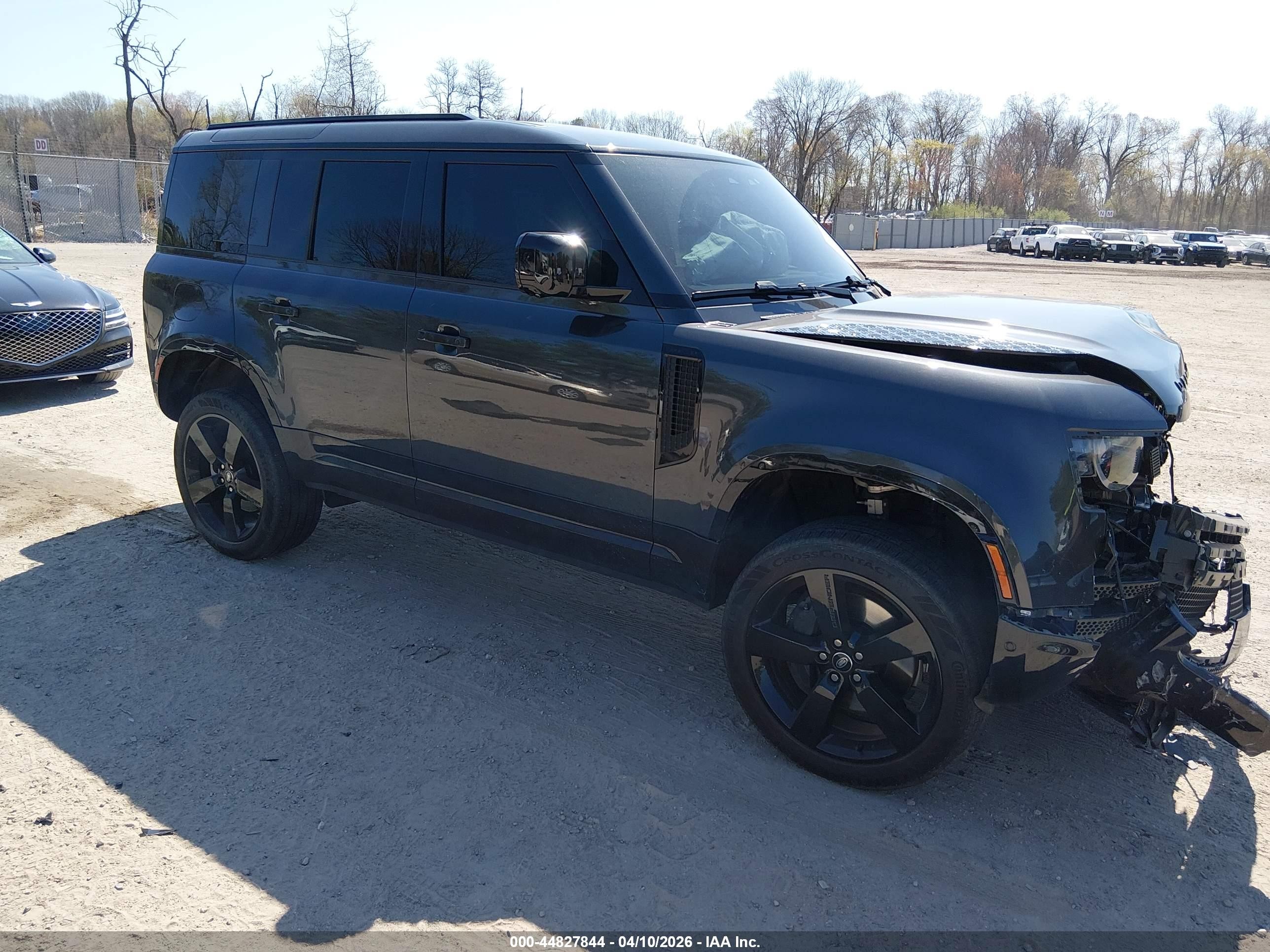2025 Land Rover Defender X-Dynamic SE, VIN SALE27EU5S2392820 — Front end