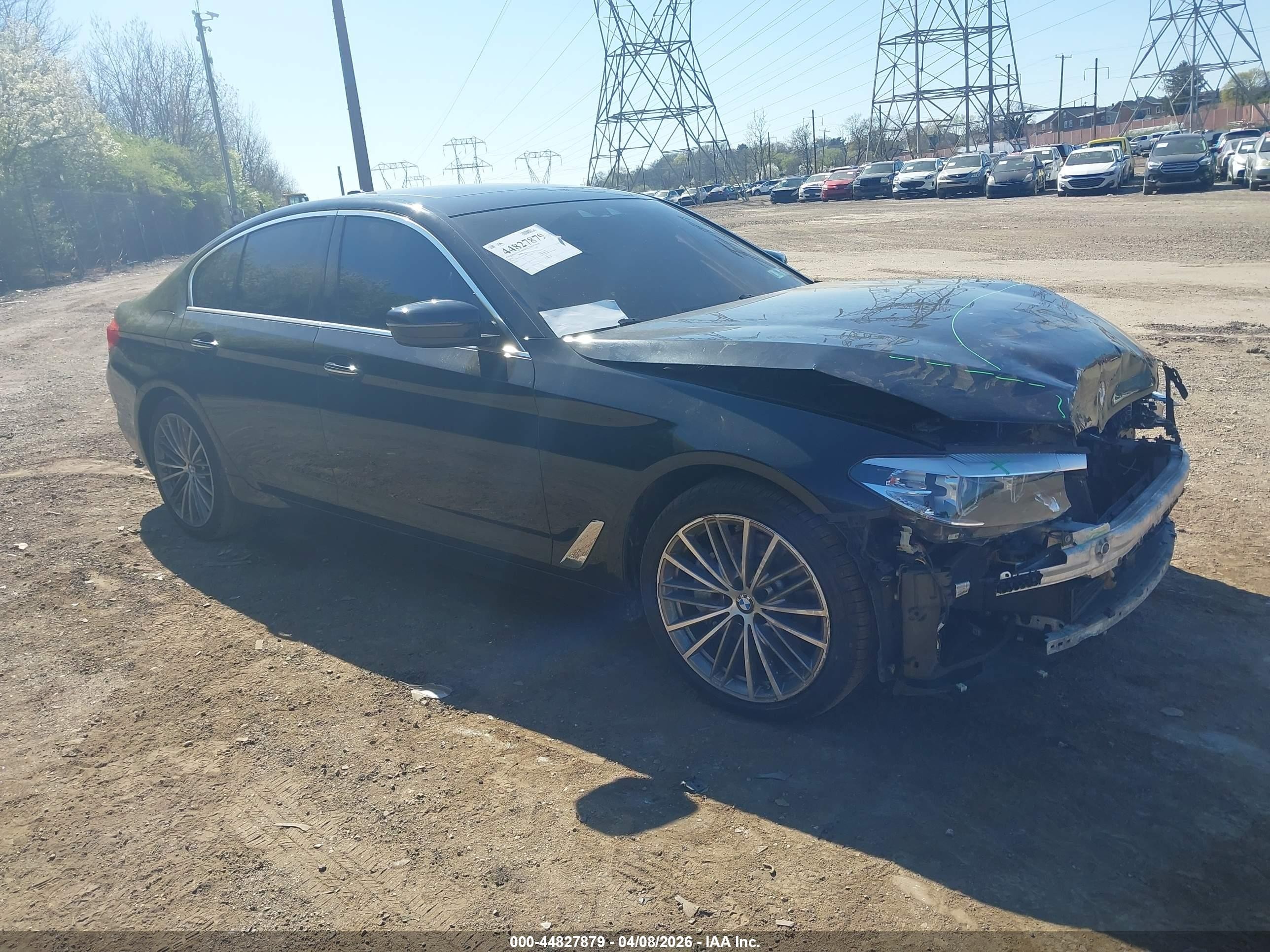 2018 BMW 5 Series 530i xDrive, VIN WBAJA7C55JWC76898 — Front end