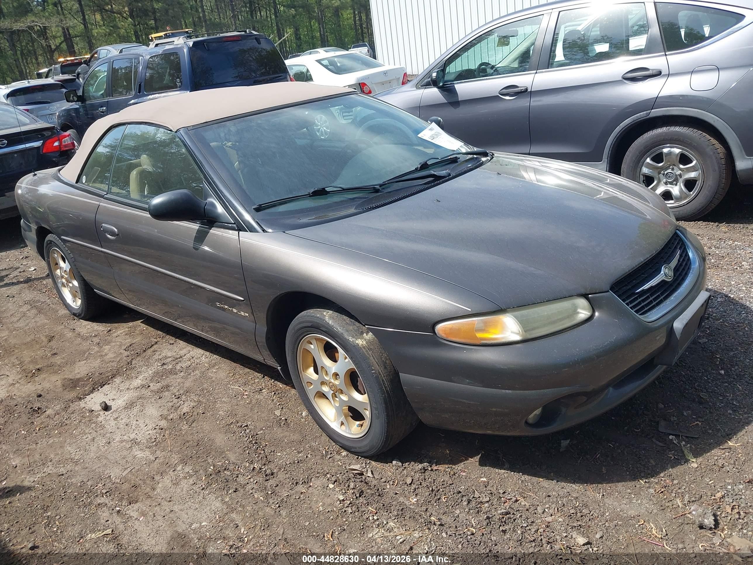 2000 Chrysler Sebring JXi, VIN 3C3EL55H3YT303799 — Фото с аукциона 1 of 5