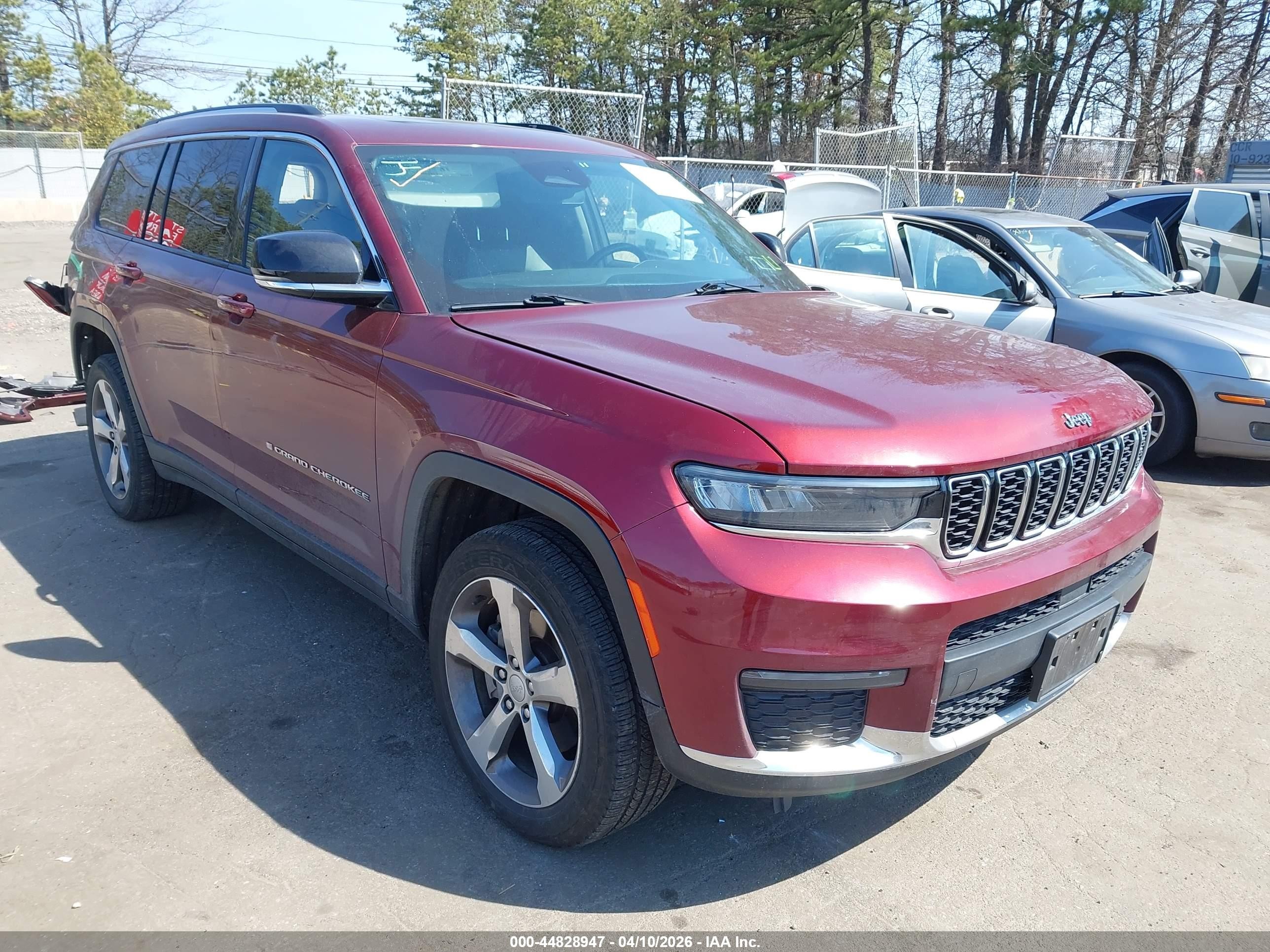 2021 Jeep Grand Cherokee Limited, VIN 1C4RJKBG3M8141212 — Rear end