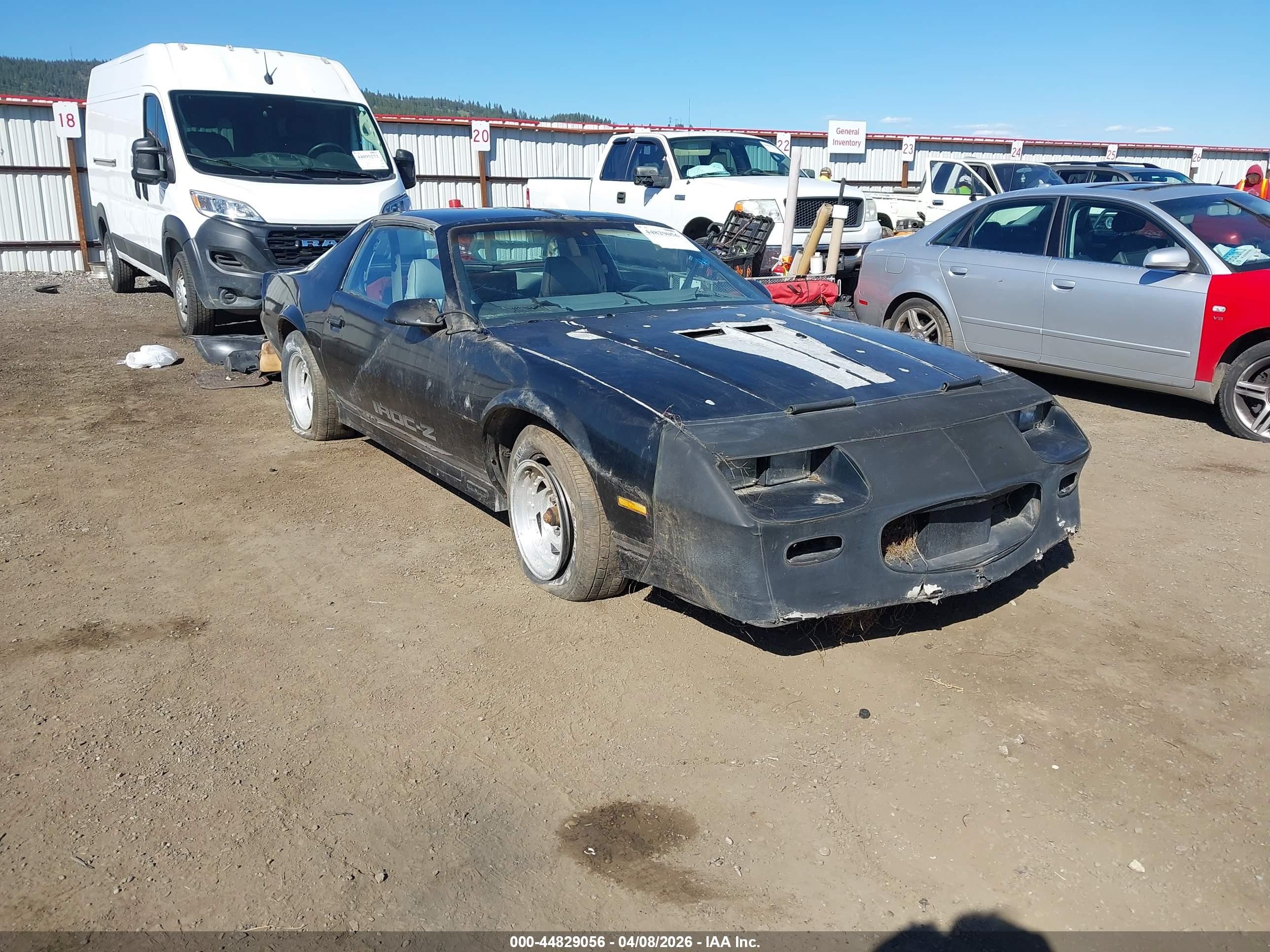 1982 Chevrolet Camaro, VIN 1G1AP87H9CL171061 — Normal wear