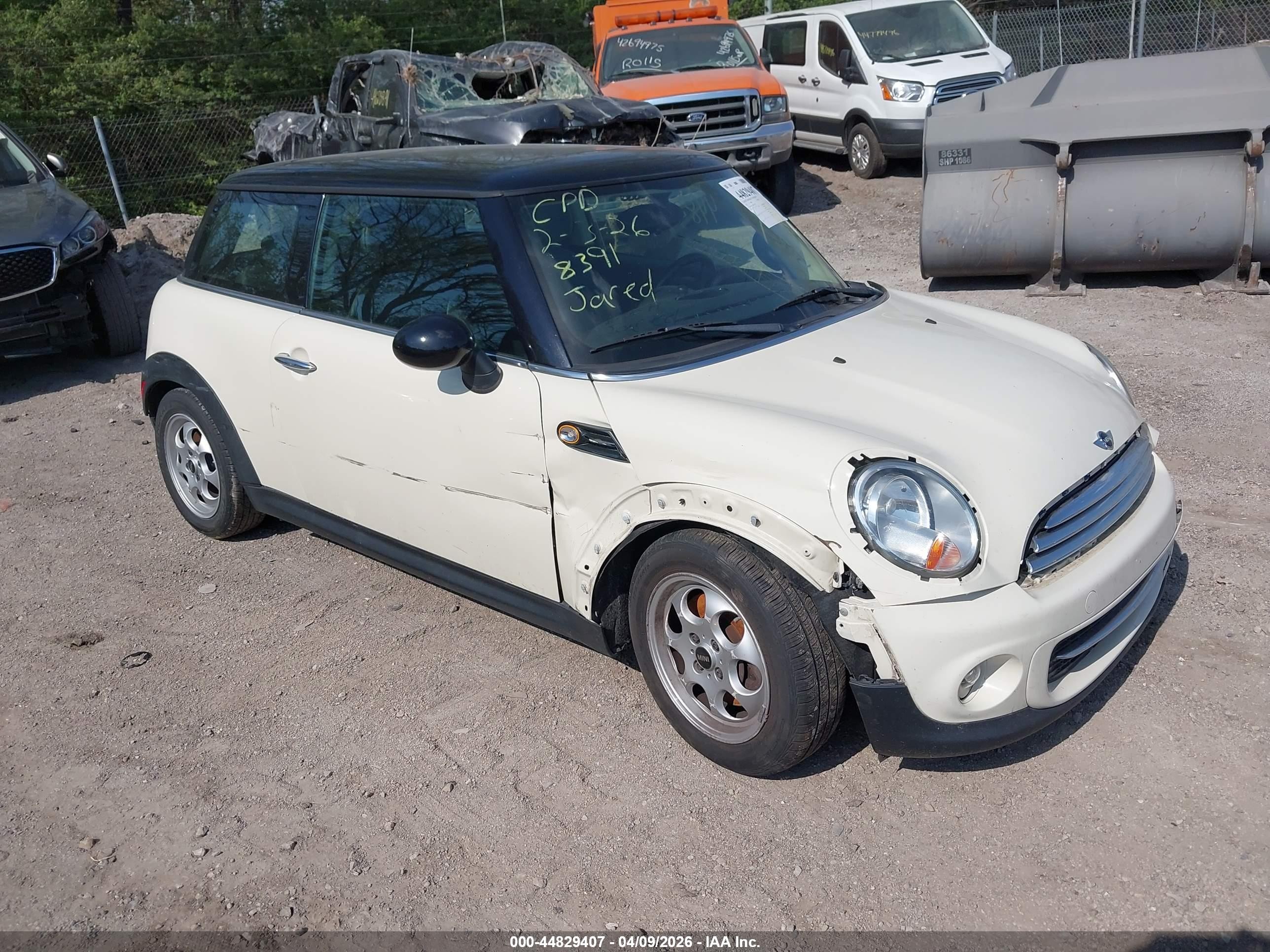 2012 MINI Hardtop, VIN WMWSU3C57CT368391 — По всему кузову