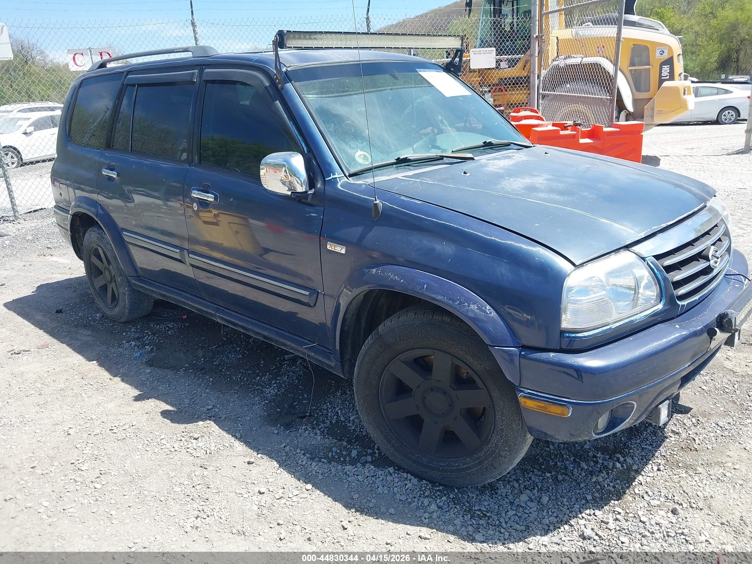 2001 Suzuki XL7 Standard, VIN JS3TX92VX14106182 — Normal wear