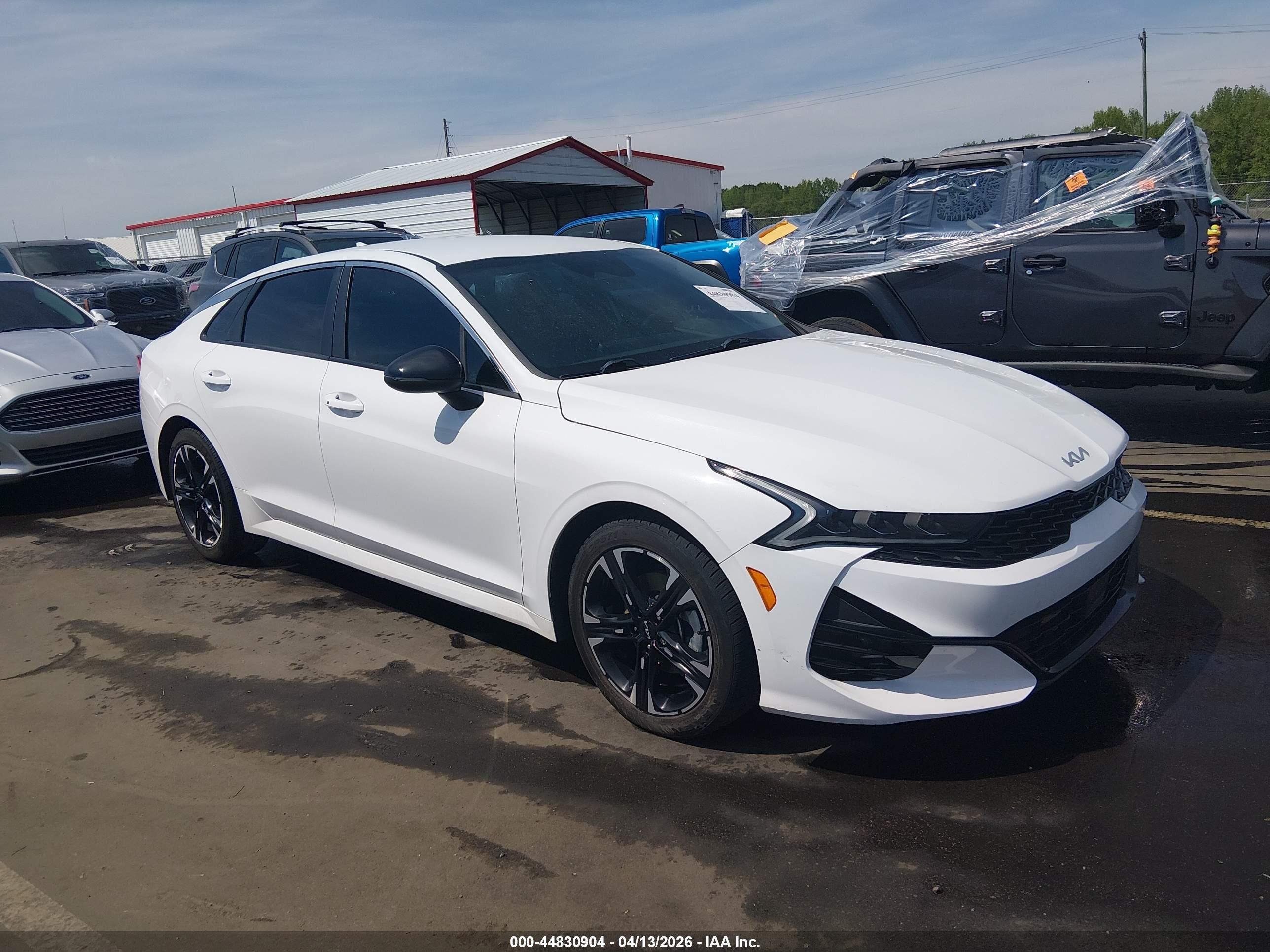 2023 Kia K5 GT-Line, VIN 5XXG64J27PG187881 — Side