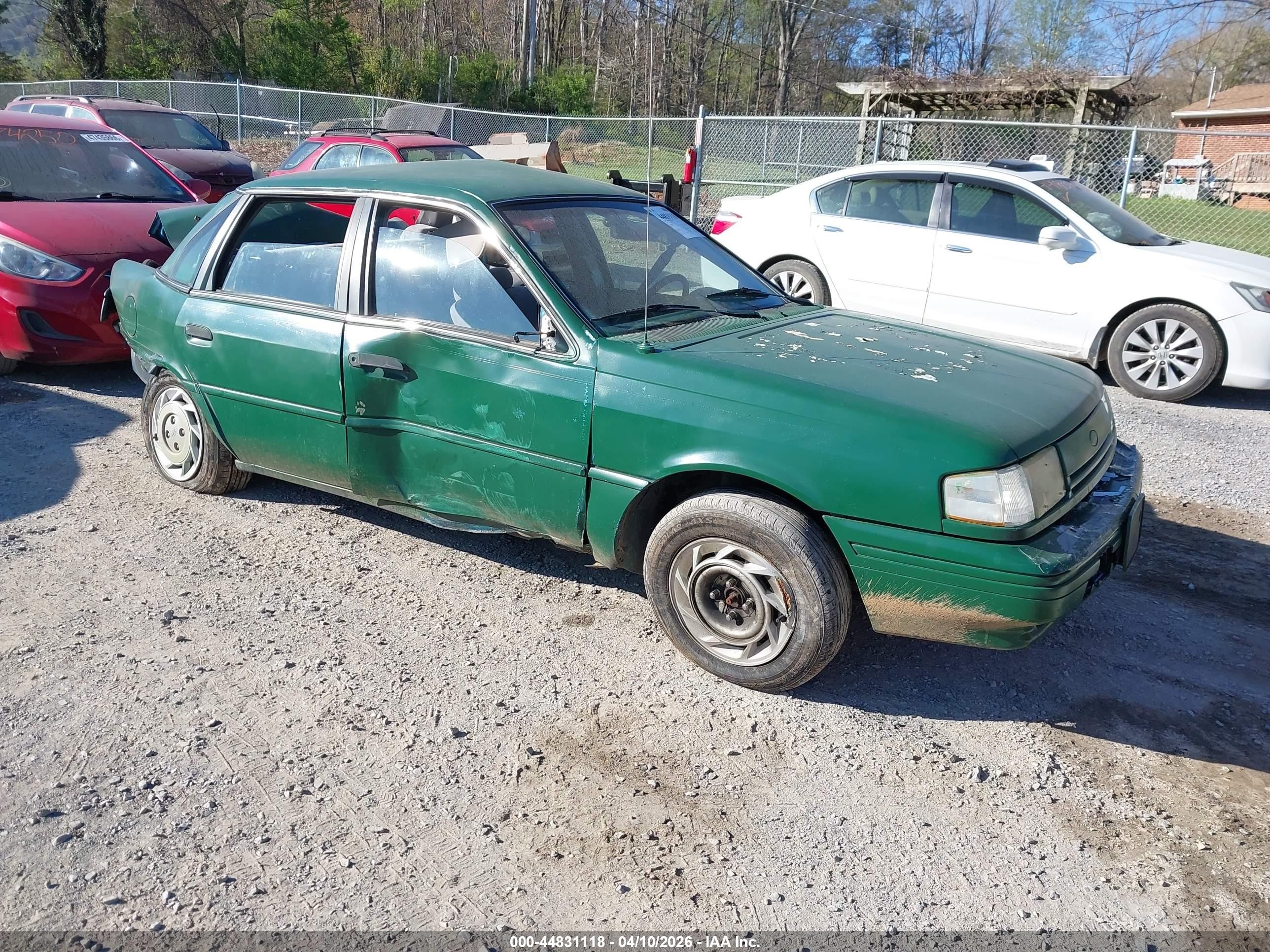 1993 Ford Tempo GL, VIN 2FAPP36X4PB160395 — Rear end