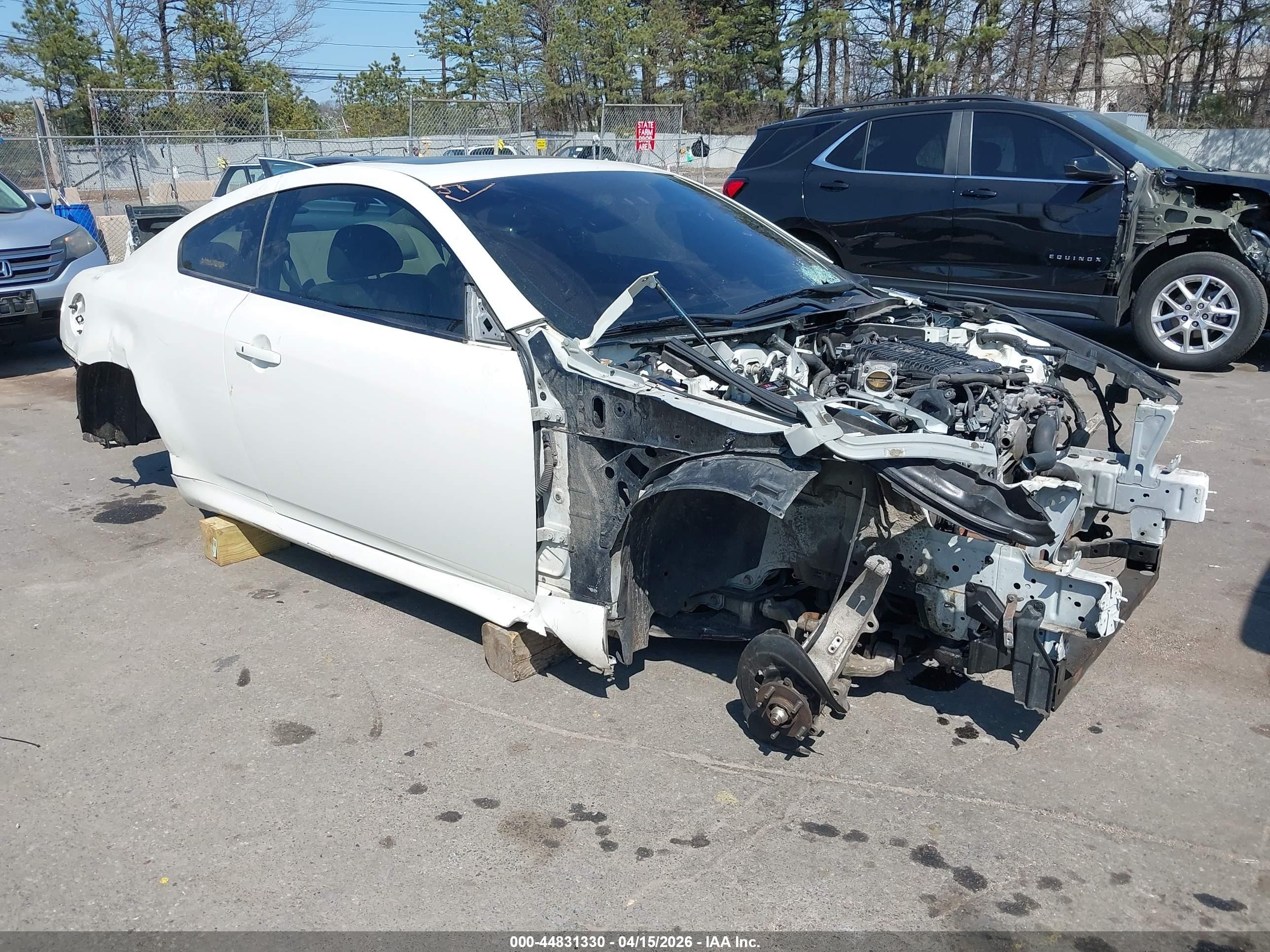 2015 Infiniti Q60, VIN JN1CV6EL9FM890300 — Stripped