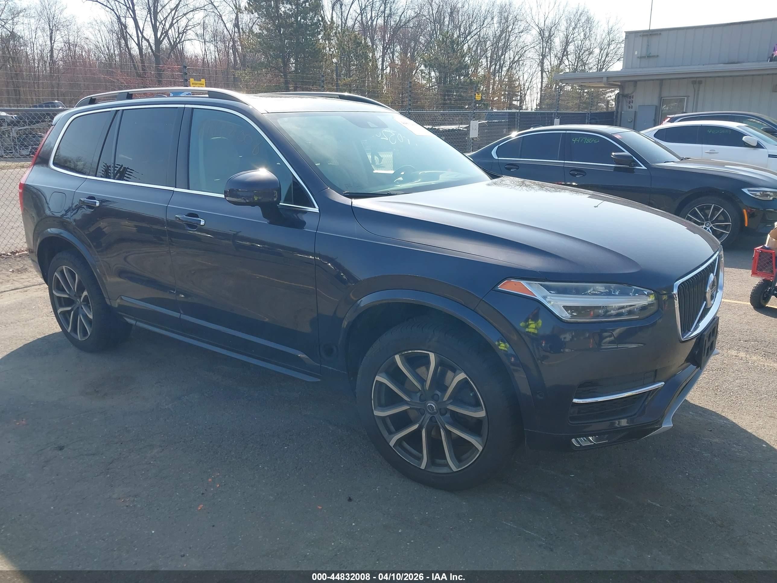 2017 Volvo XC90 Momentum, VIN YV4A22PK9H1125423 — Fresh water flood