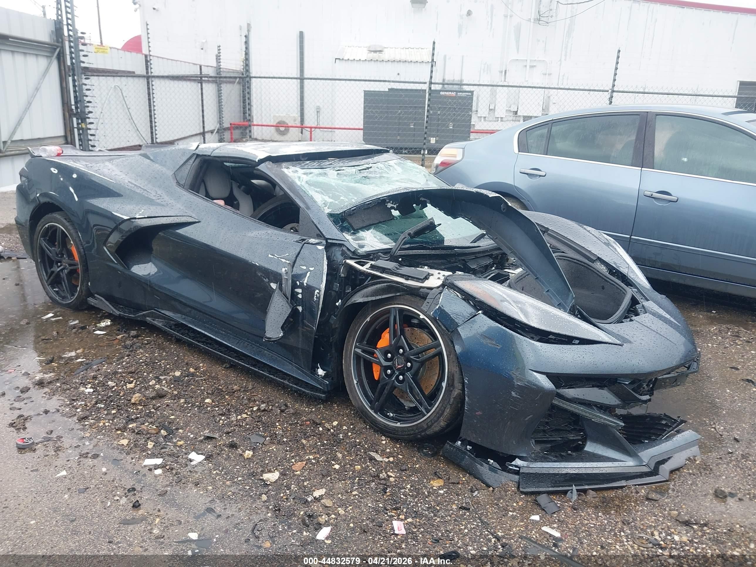 2021 Chevrolet Corvette 2LT, VIN 1G1YB3D49M5114723 — Rollover