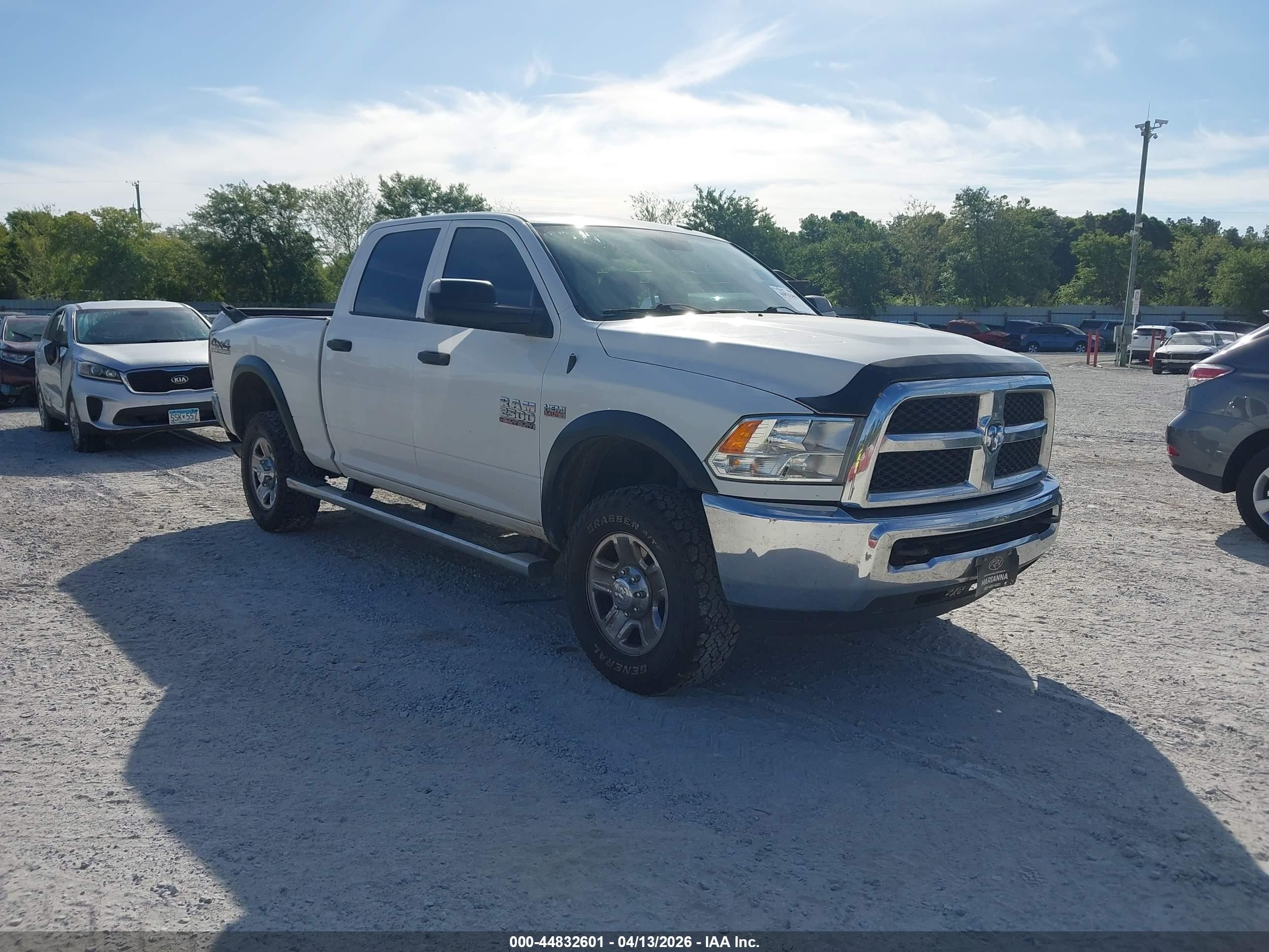 2018 Ram 2500 Tradesman, VIN 3C6UR5CJ8JG139418 — Storm