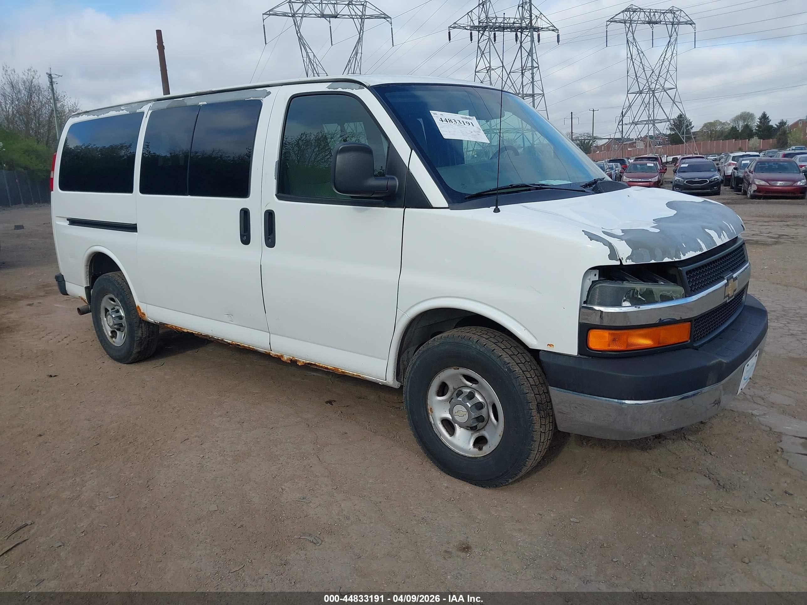 2011 Chevrolet Express Passenger 1LT, VIN 1GAZGYFG4B1131704 — Rear end