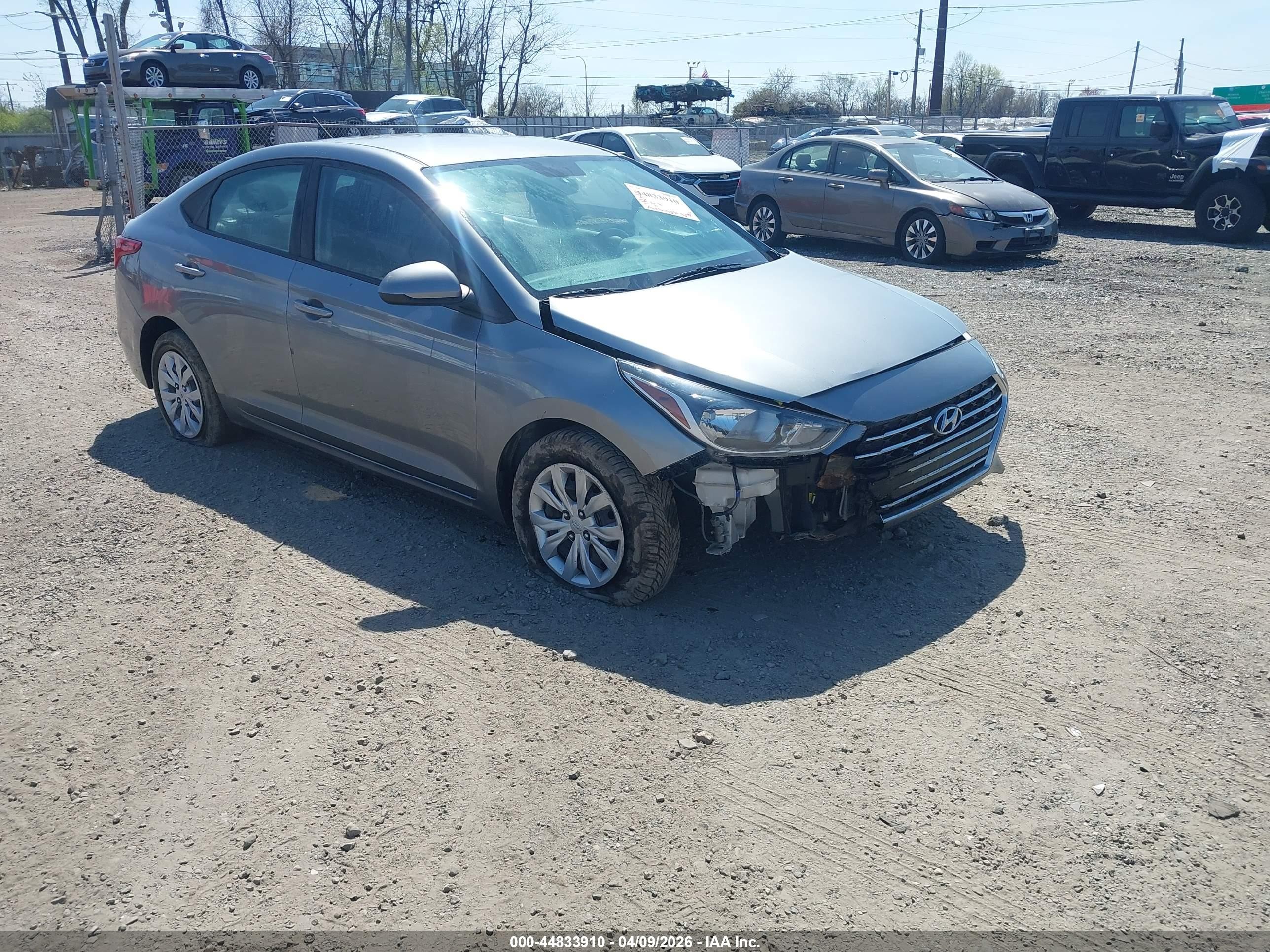 2021 Hyundai Accent SE, VIN 3KPC24A65ME149969 — Front end