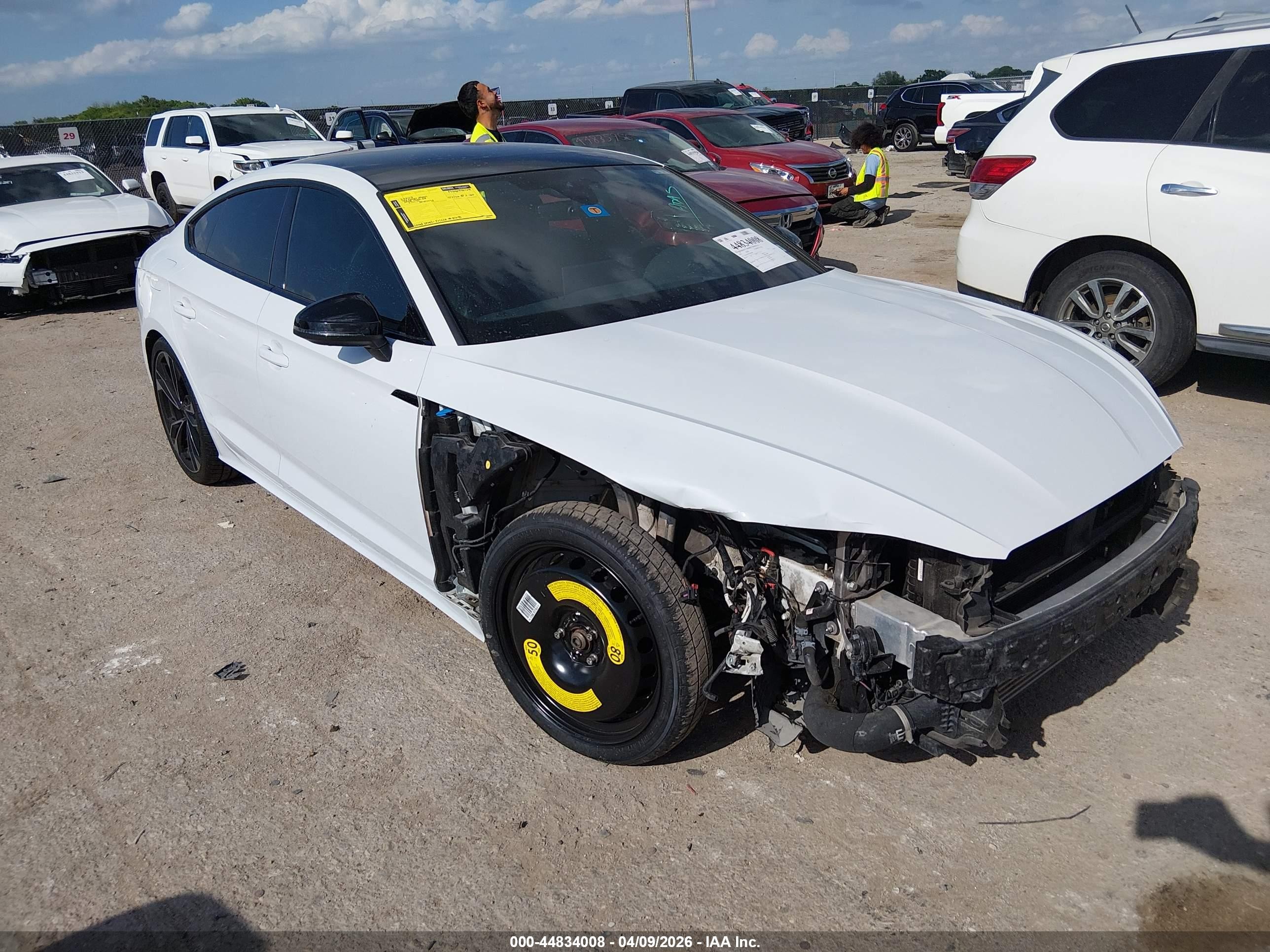2023 Audi S5 Sportback Premium Plus, VIN WAUC4CF5XPA006038 — Фото с аукциона 1 of 5