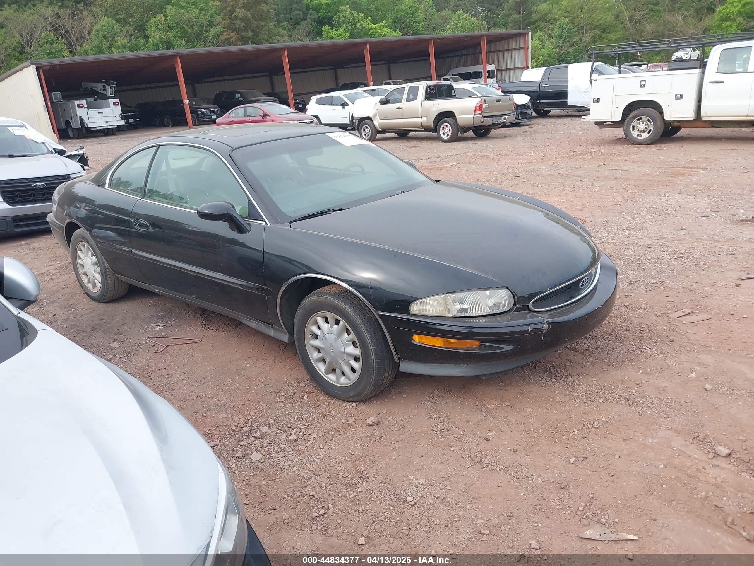 1995 Buick Riviera, VIN 1G4GD2219S4710378 — Обычный износ