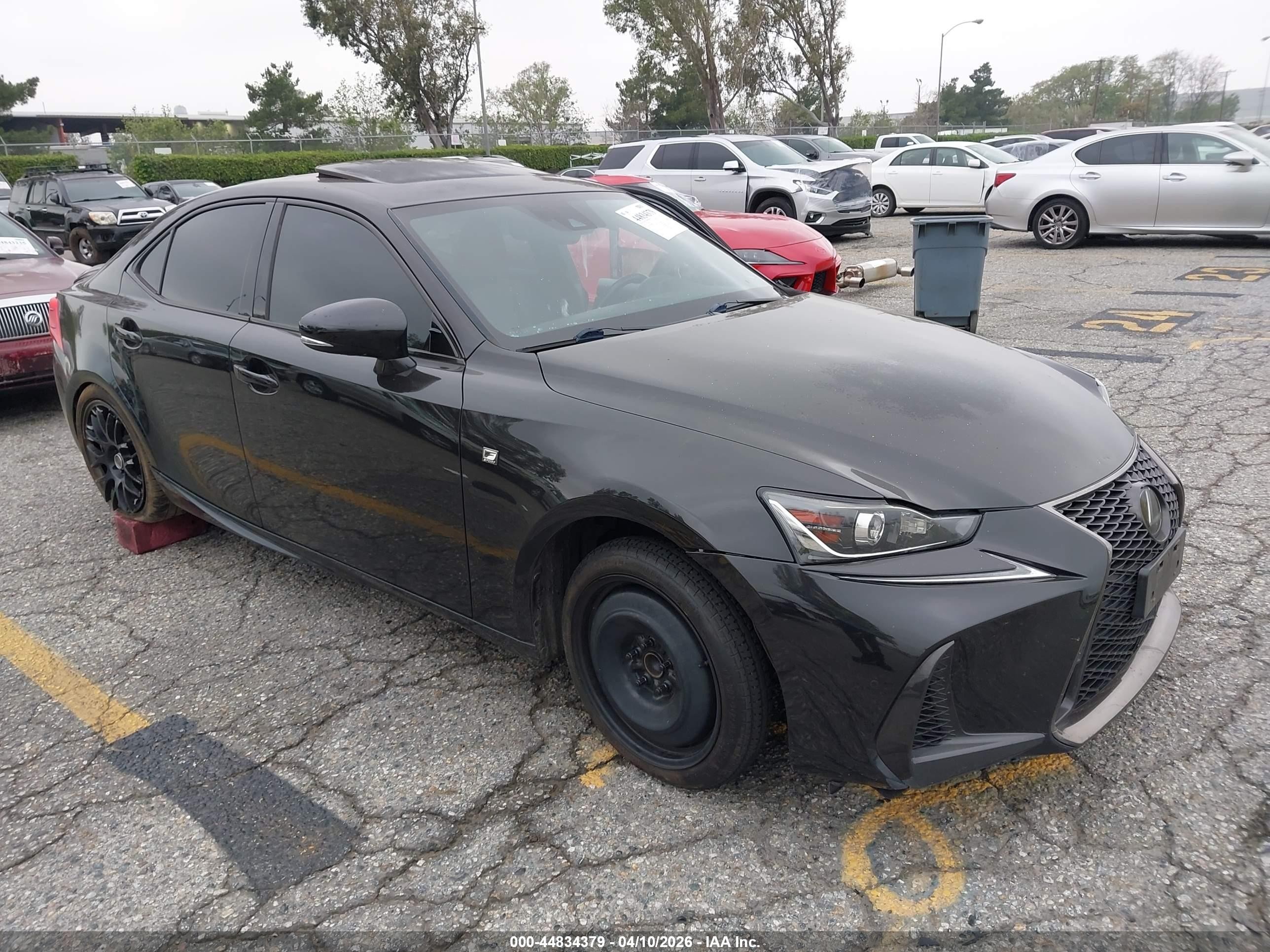 2019 Lexus IS 300, VIN JTHBA1D20K5088611 — Side