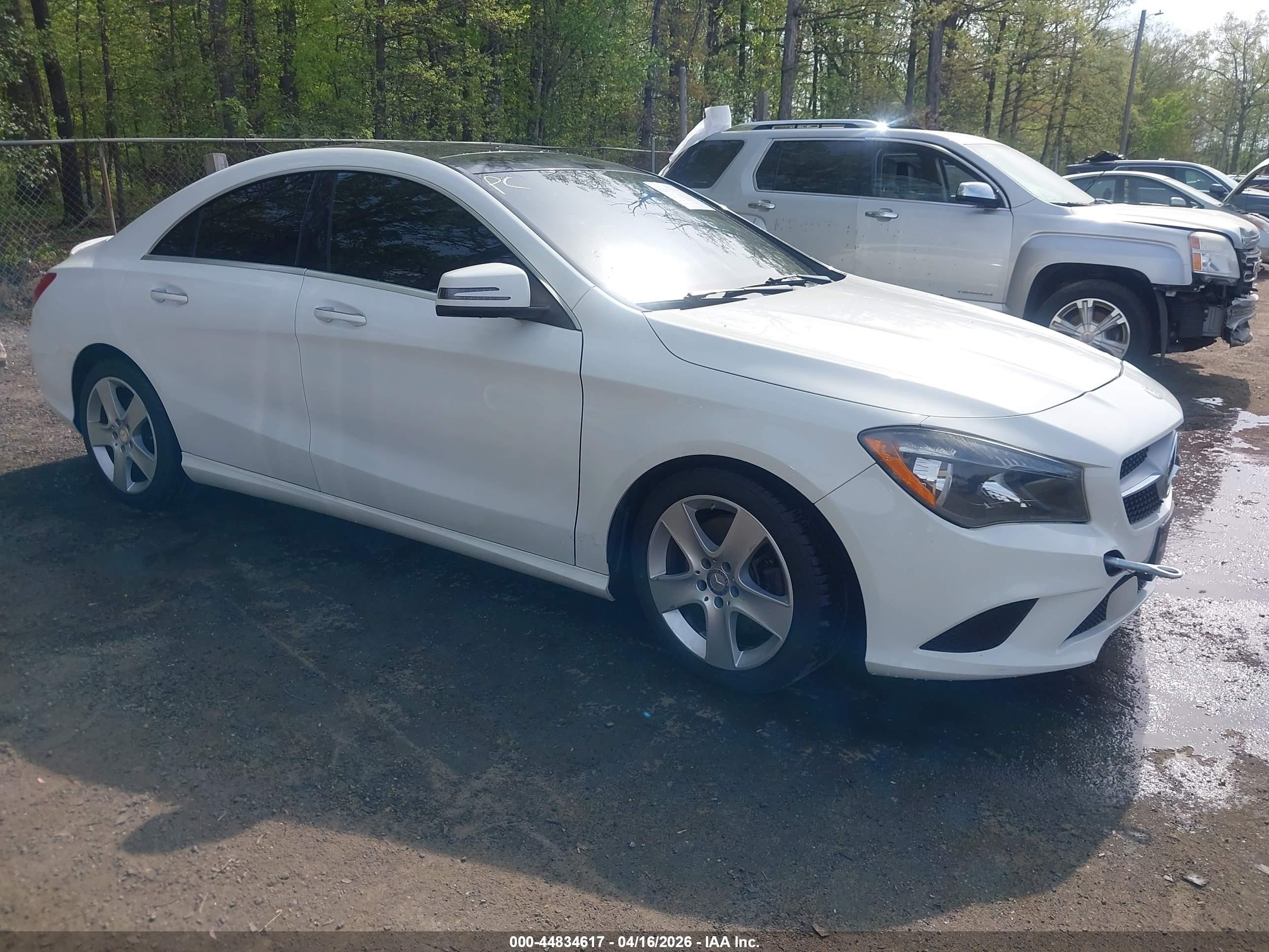 2015 Mercedes-Benz CLA 250, VIN WDDSJ4EB3FN204641 — Undercarriage
