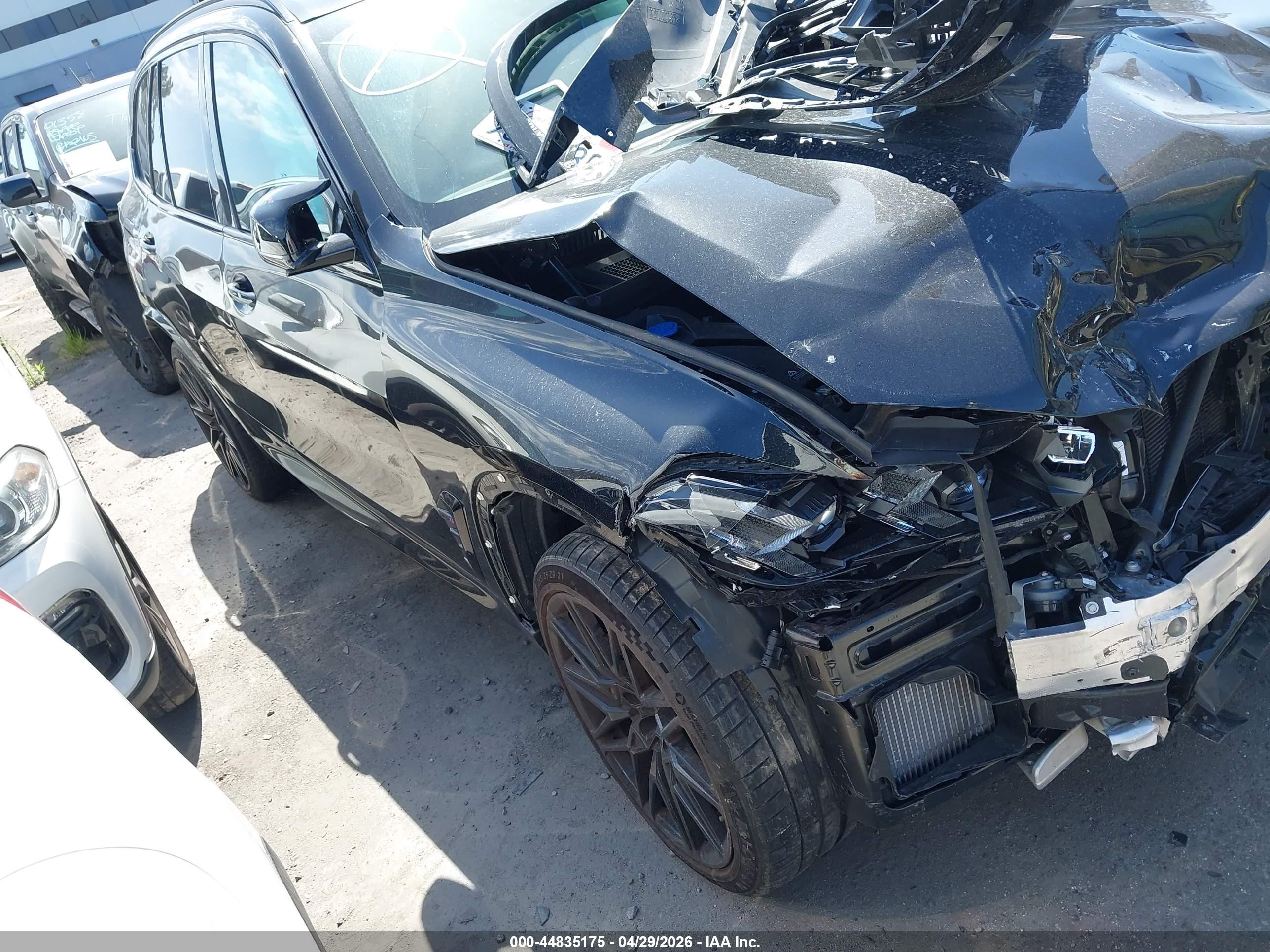 2026 BMW X5 M Competition, VIN 5YM13ET02T9046876 — Front end