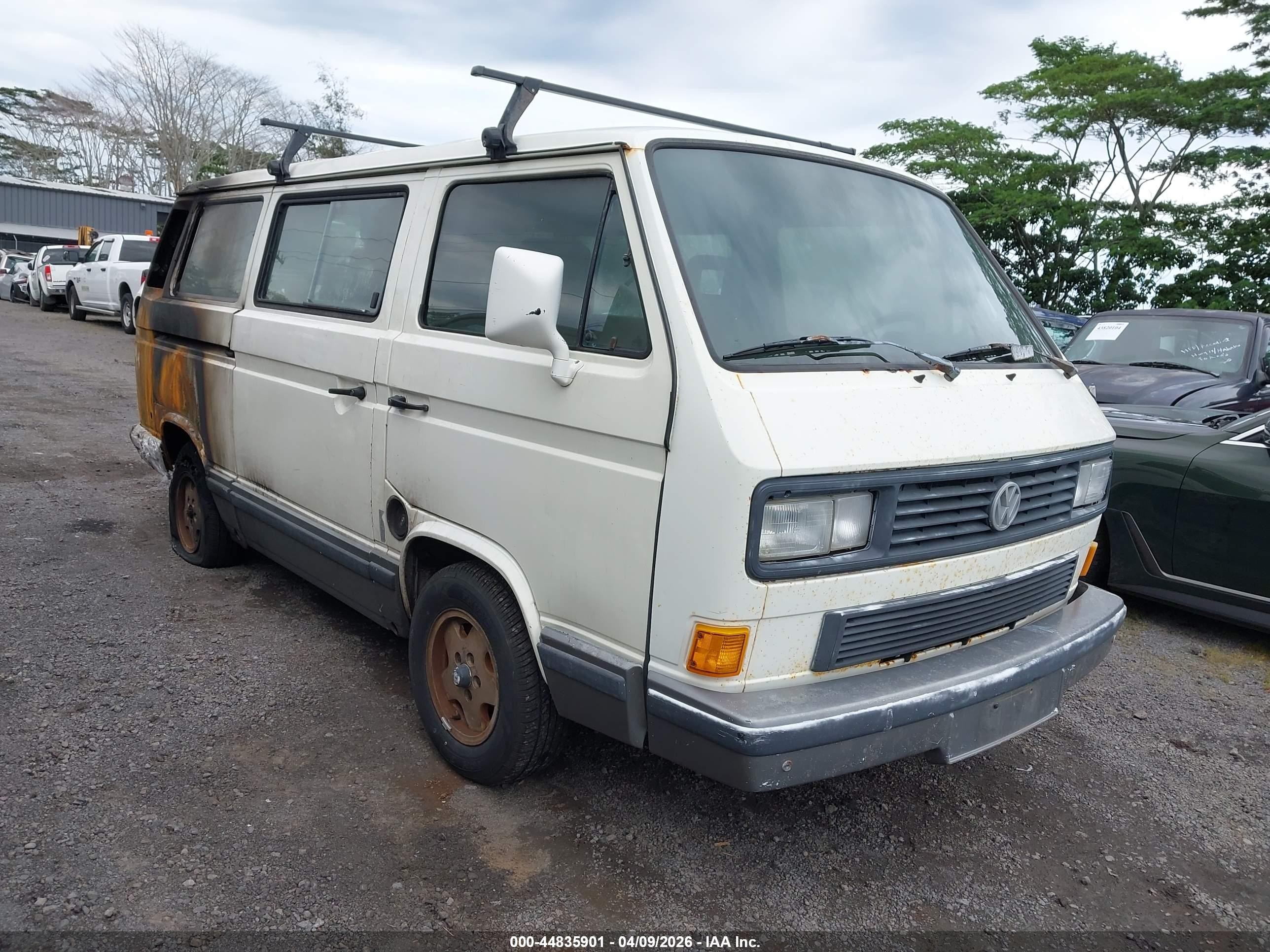 1990 Volkswagen Vanagon, VIN WV2YB0258LG104416 — Burn