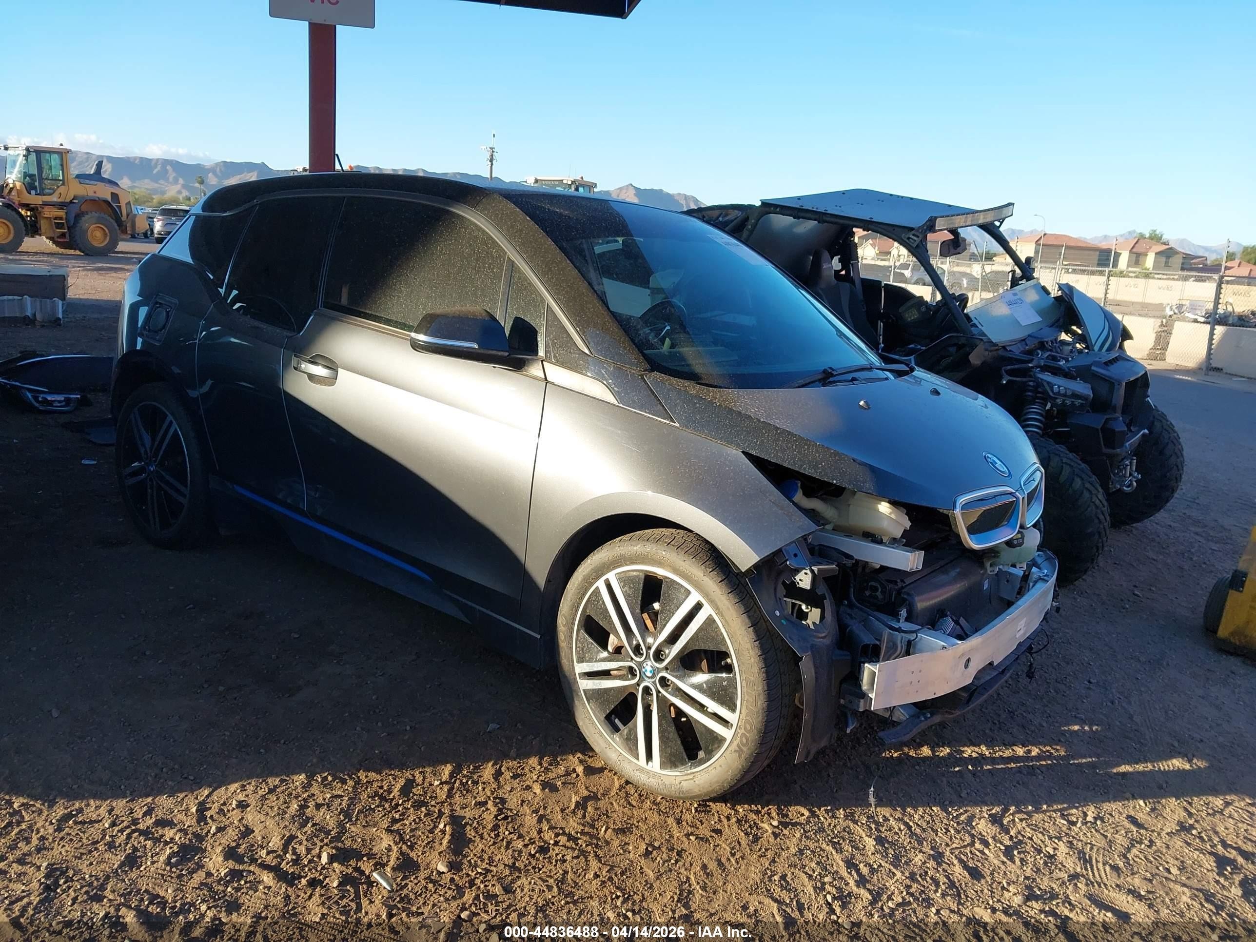 2019 BMW i3, VIN WBY8P2C59K7E24788 — Перед