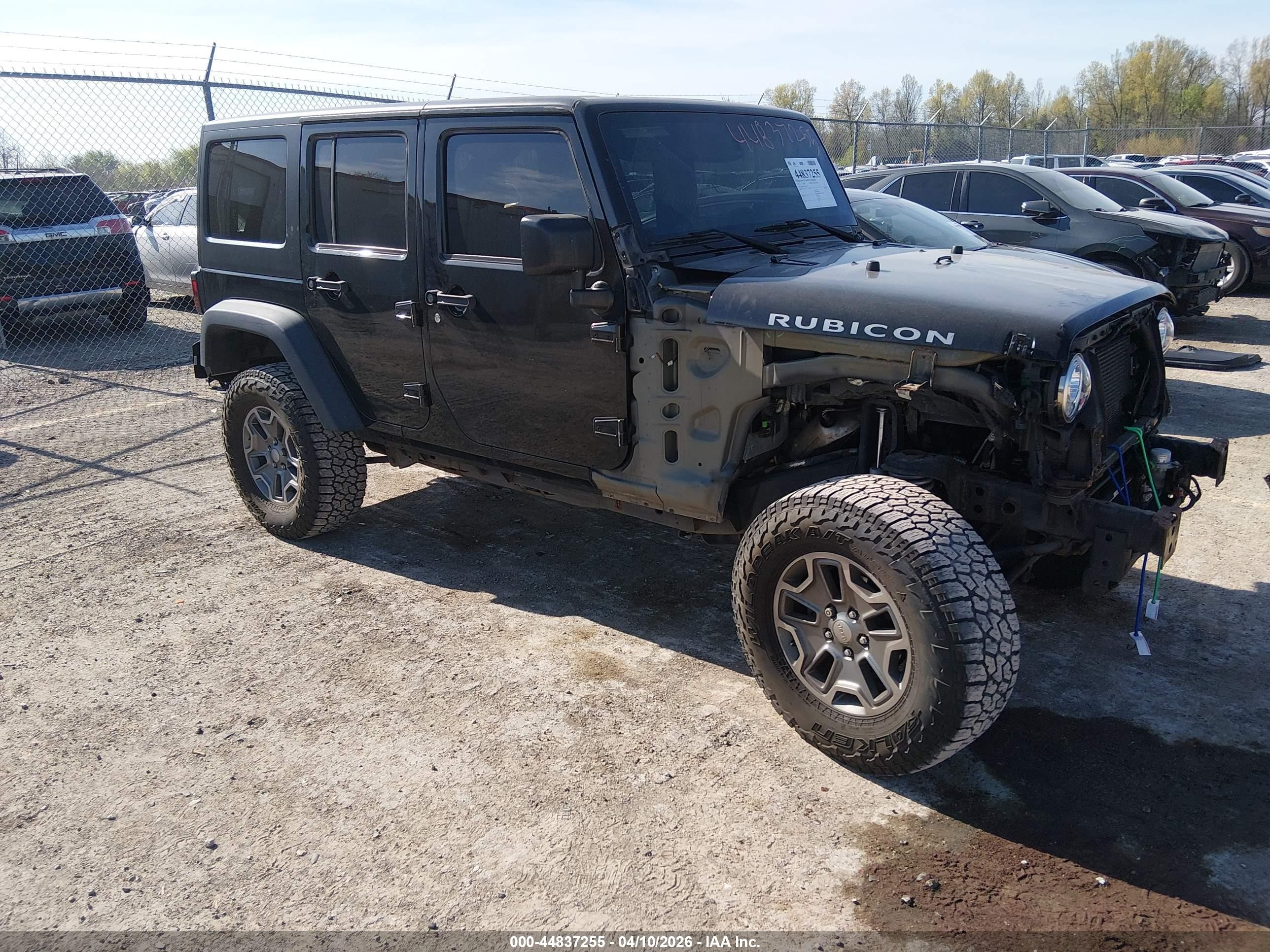 2017 Jeep Wrangler Unlimited Rubicon Hard Rock, VIN 1C4BJWFGXHL617753 — Front end