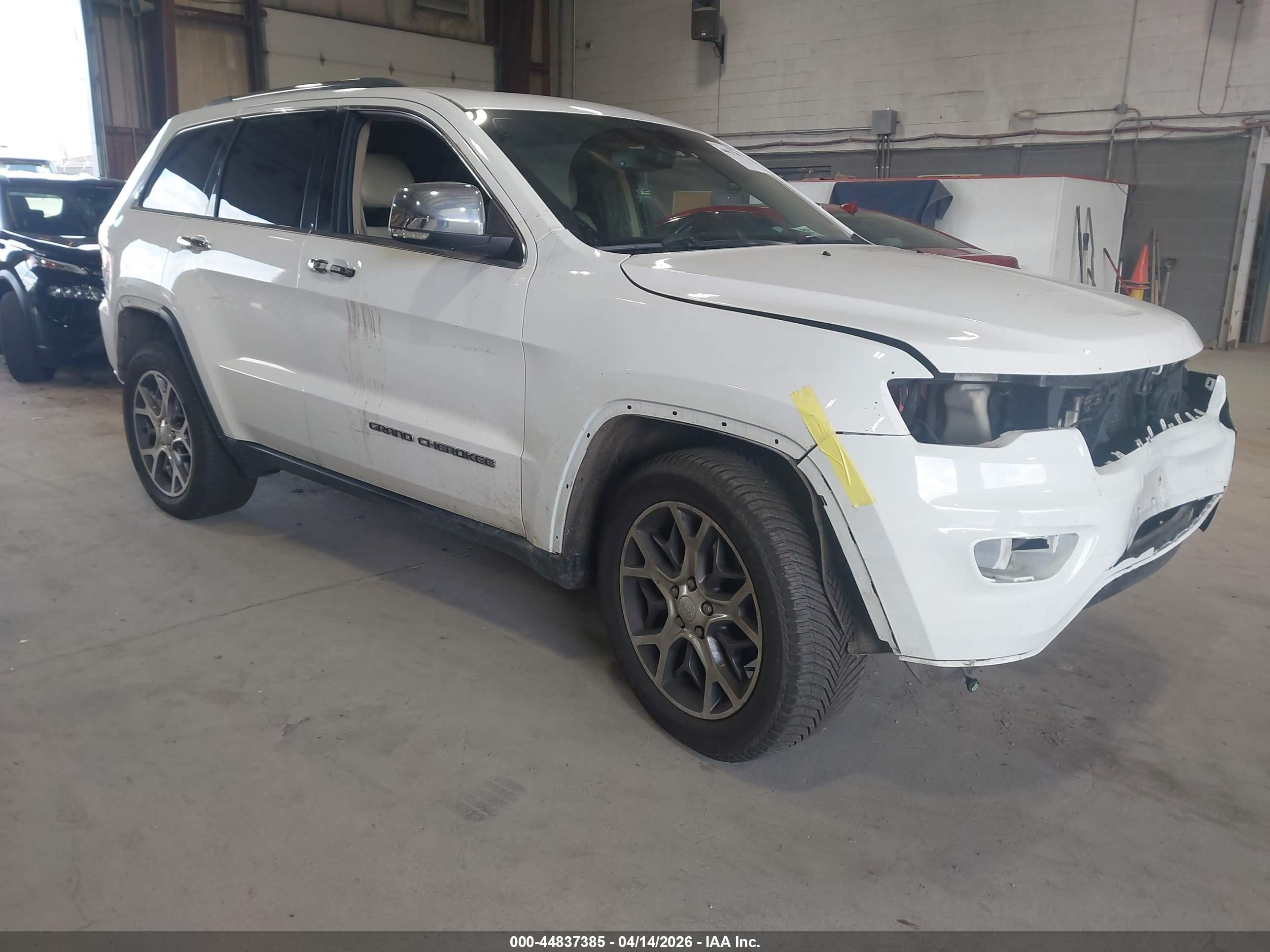 2019 Jeep Grand Cherokee Limited X, VIN 1C4RJFBT2KC531961 — Front end