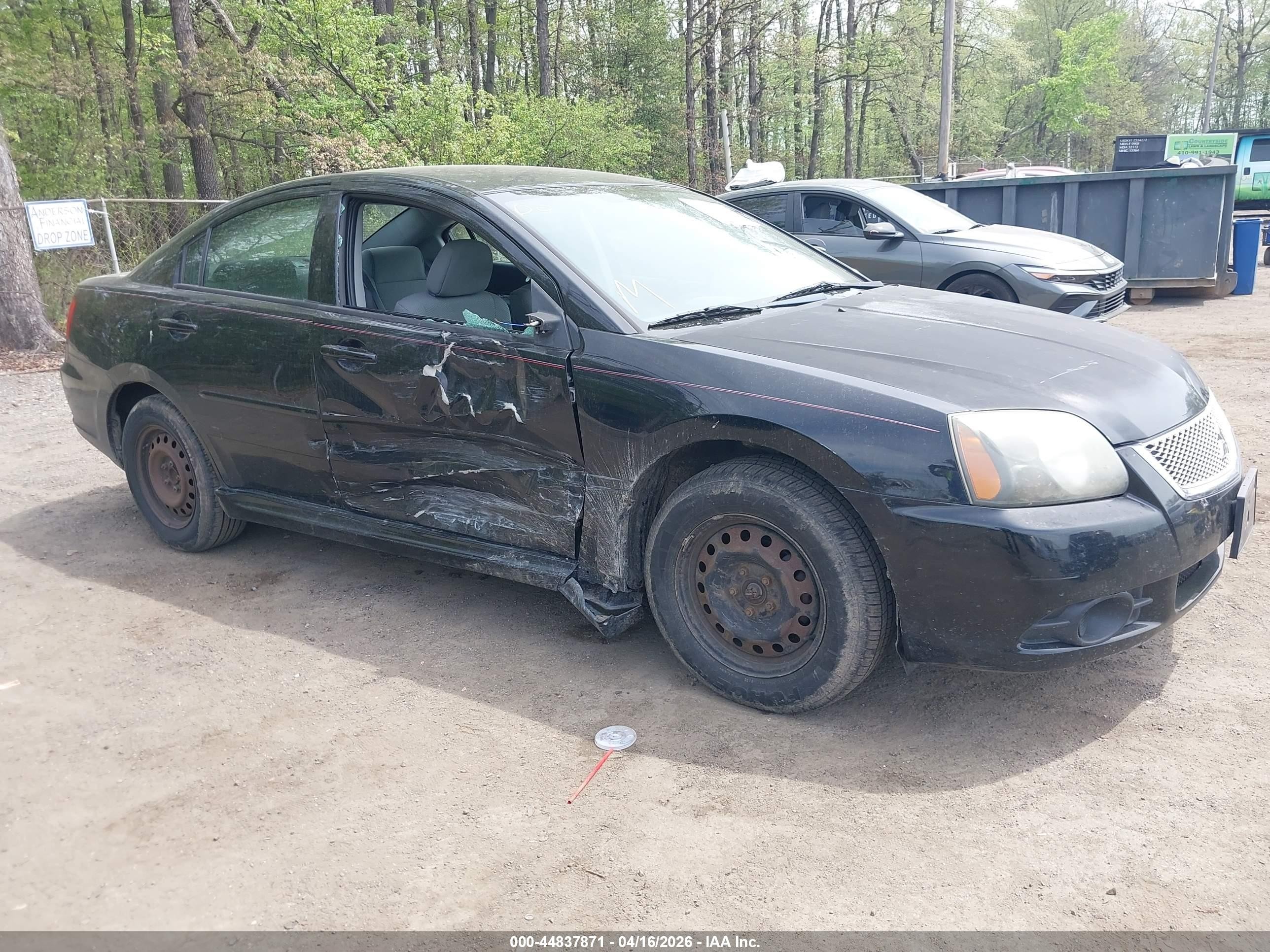 2010 Mitsubishi Galant ES, VIN 4A32B3FF2AE003872 — Side