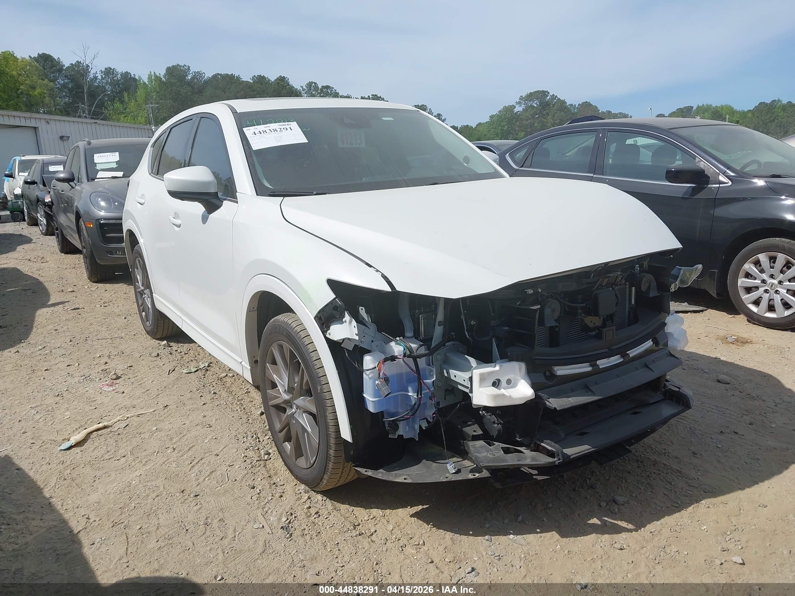 2025 Mazda CX-5 S Premium Plus, VIN JM3KFBEM2S0767244 — Front end
