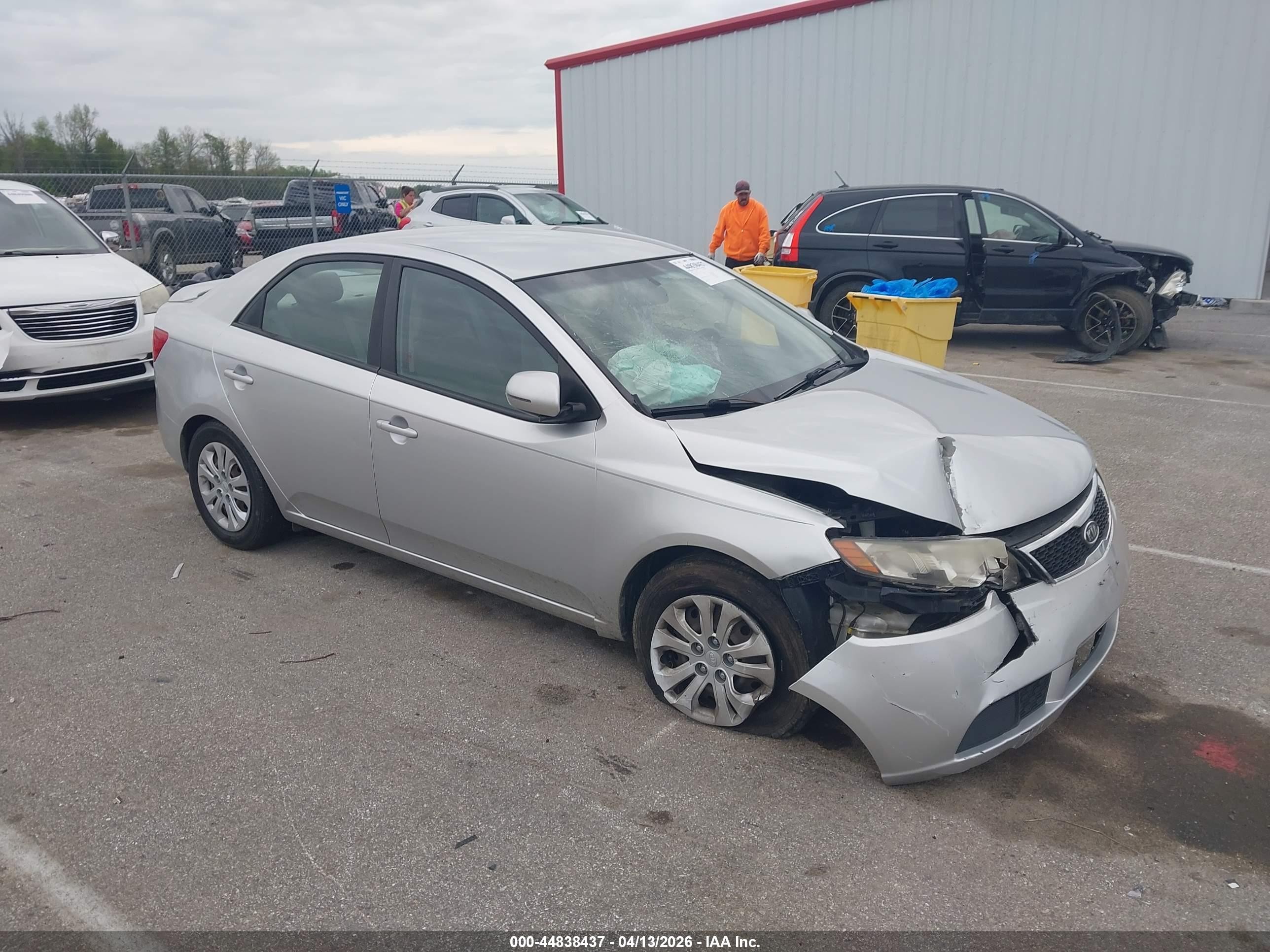 2012 Kia Forte EX, VIN KNAFU4A27C5610133 — Front end