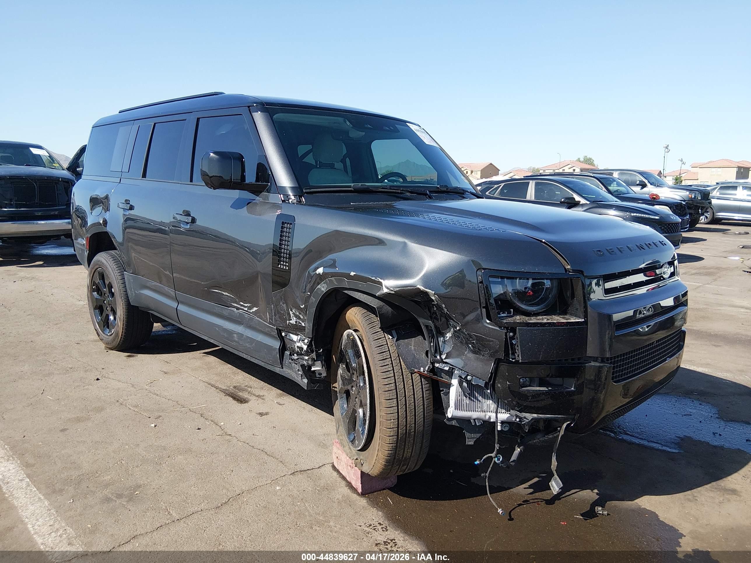 2026 Land Rover Defender S, VIN SALEJFFU0T2490599 — Front end
